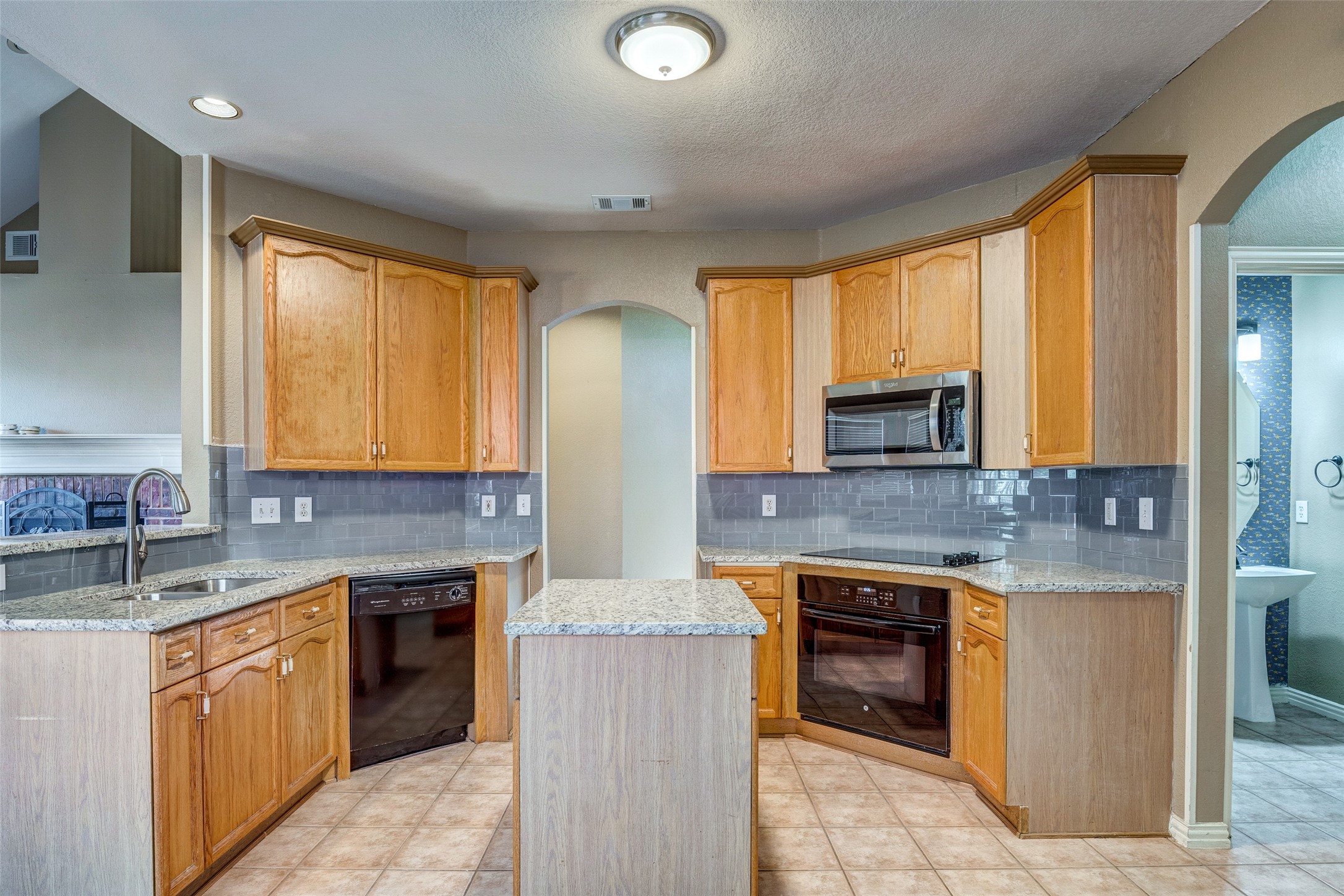 2916 Raven Circle