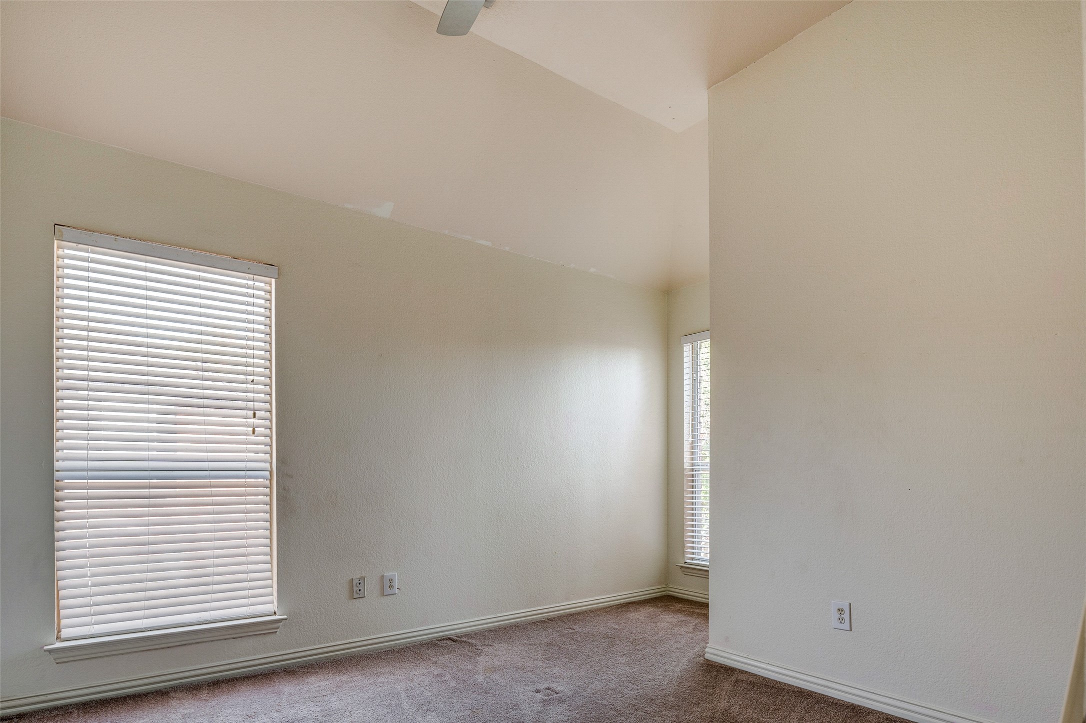 2916 Raven Circle
