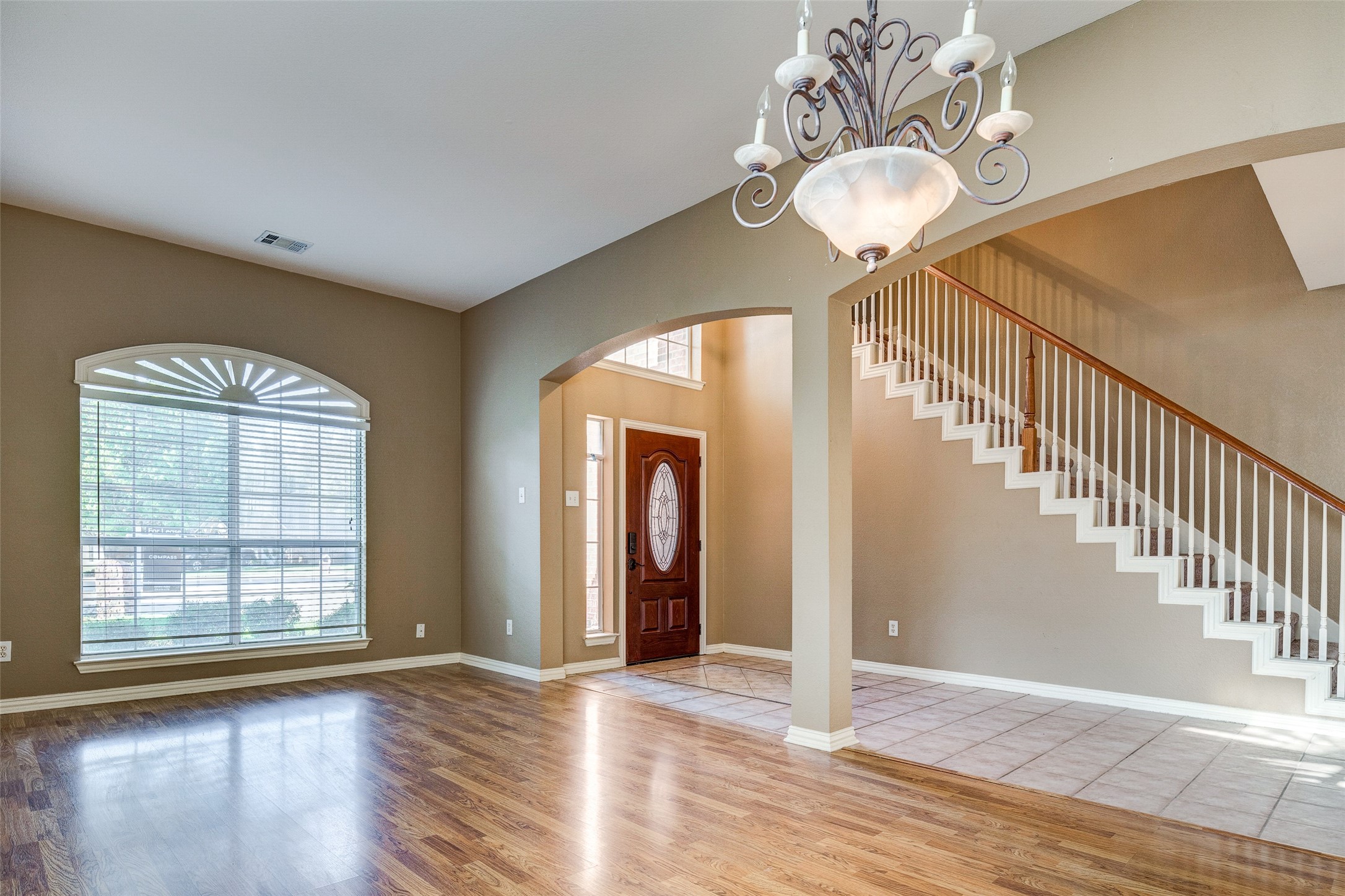 2916 Raven Circle