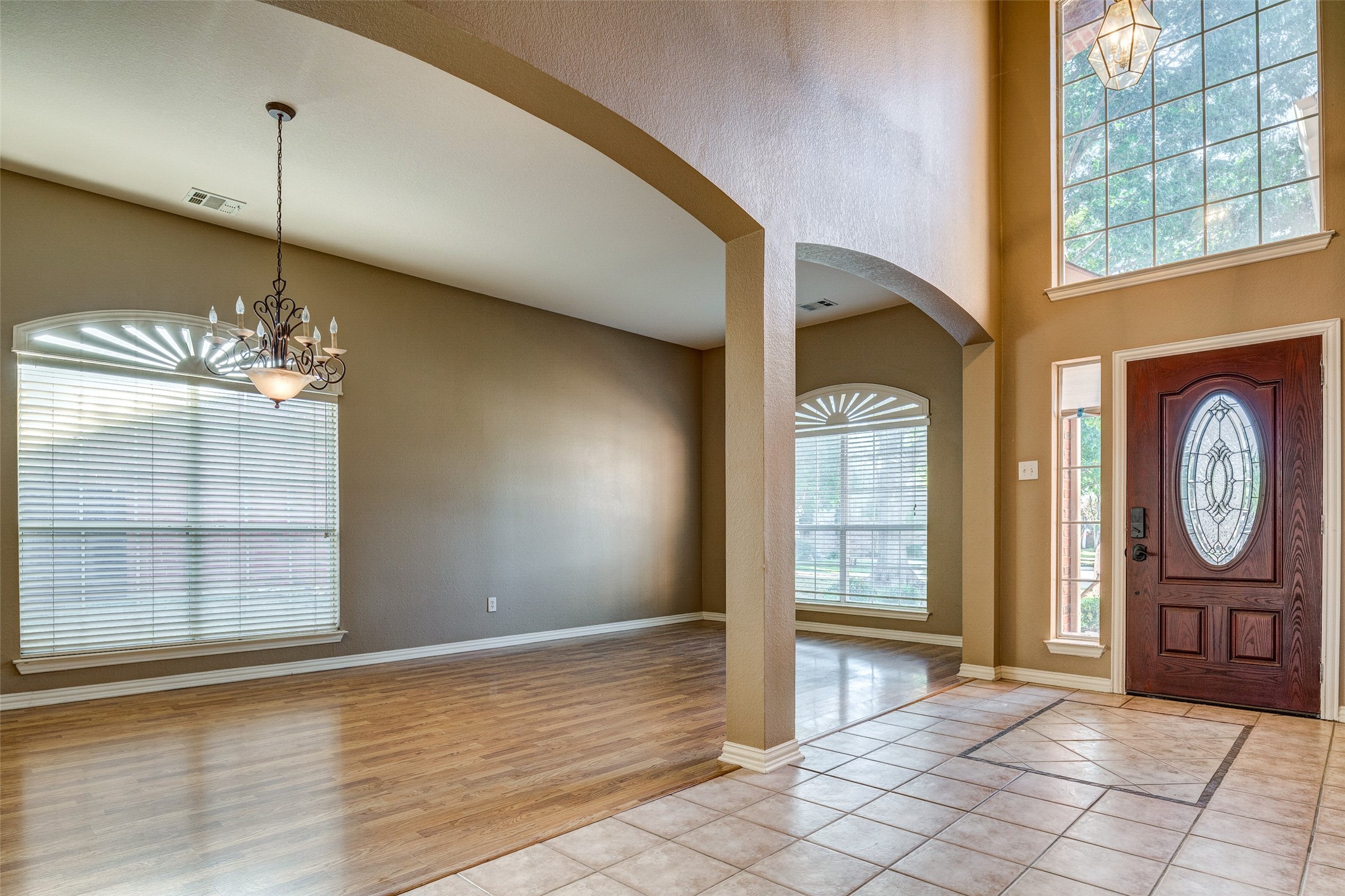 2916 Raven Circle