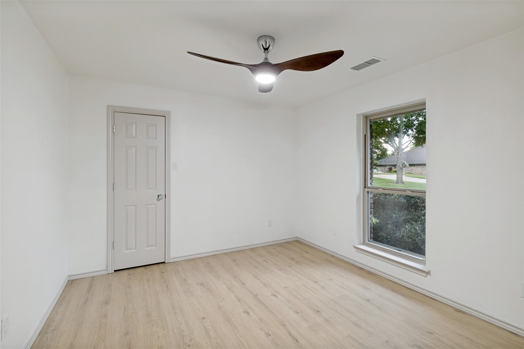 2607 Timberleaf Circle