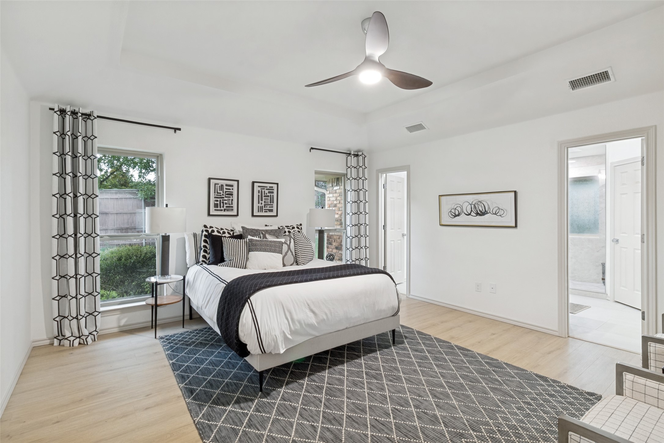 2607 Timberleaf Circle