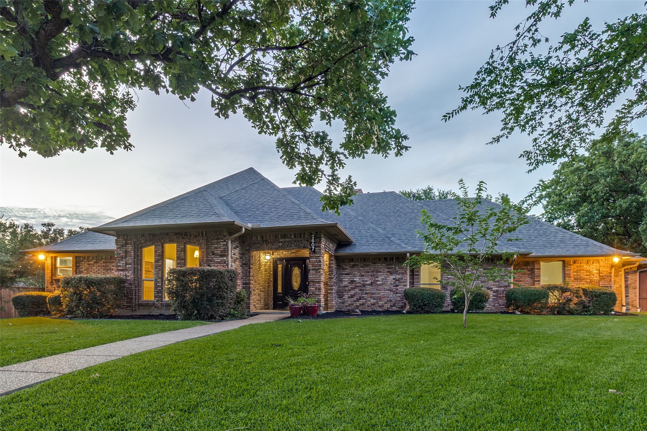 2607 Timberleaf Circle