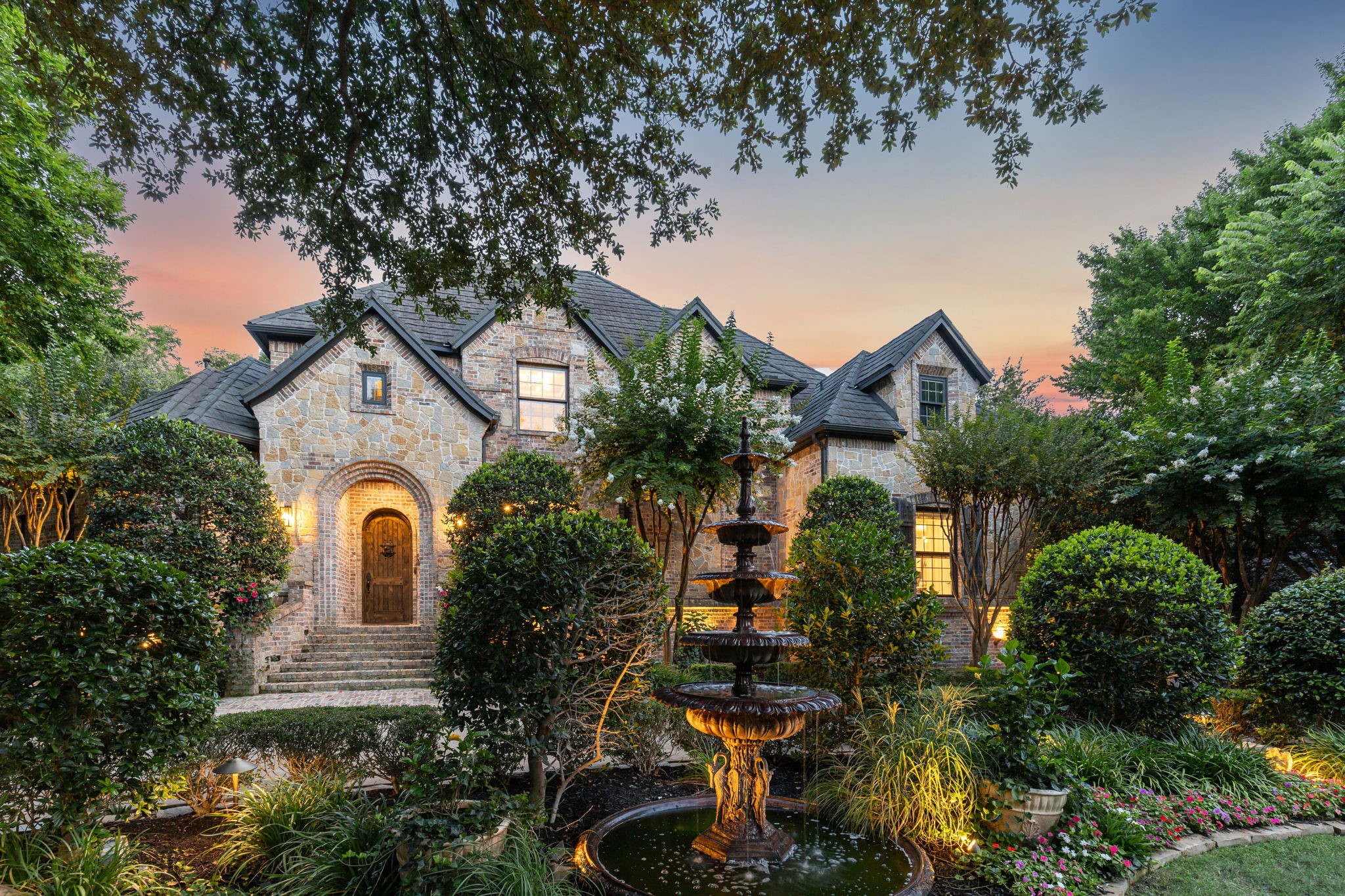 8 Shadywood Lane