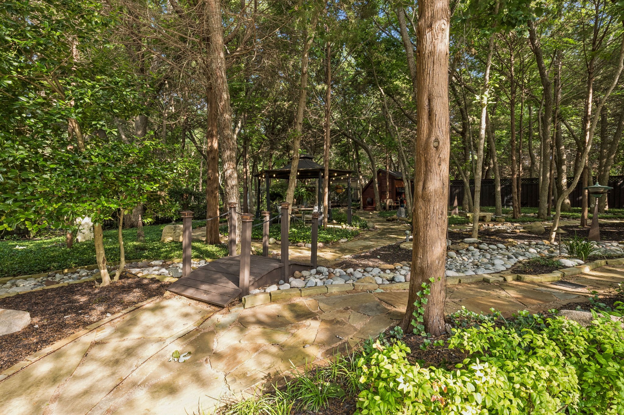8 Shadywood Lane