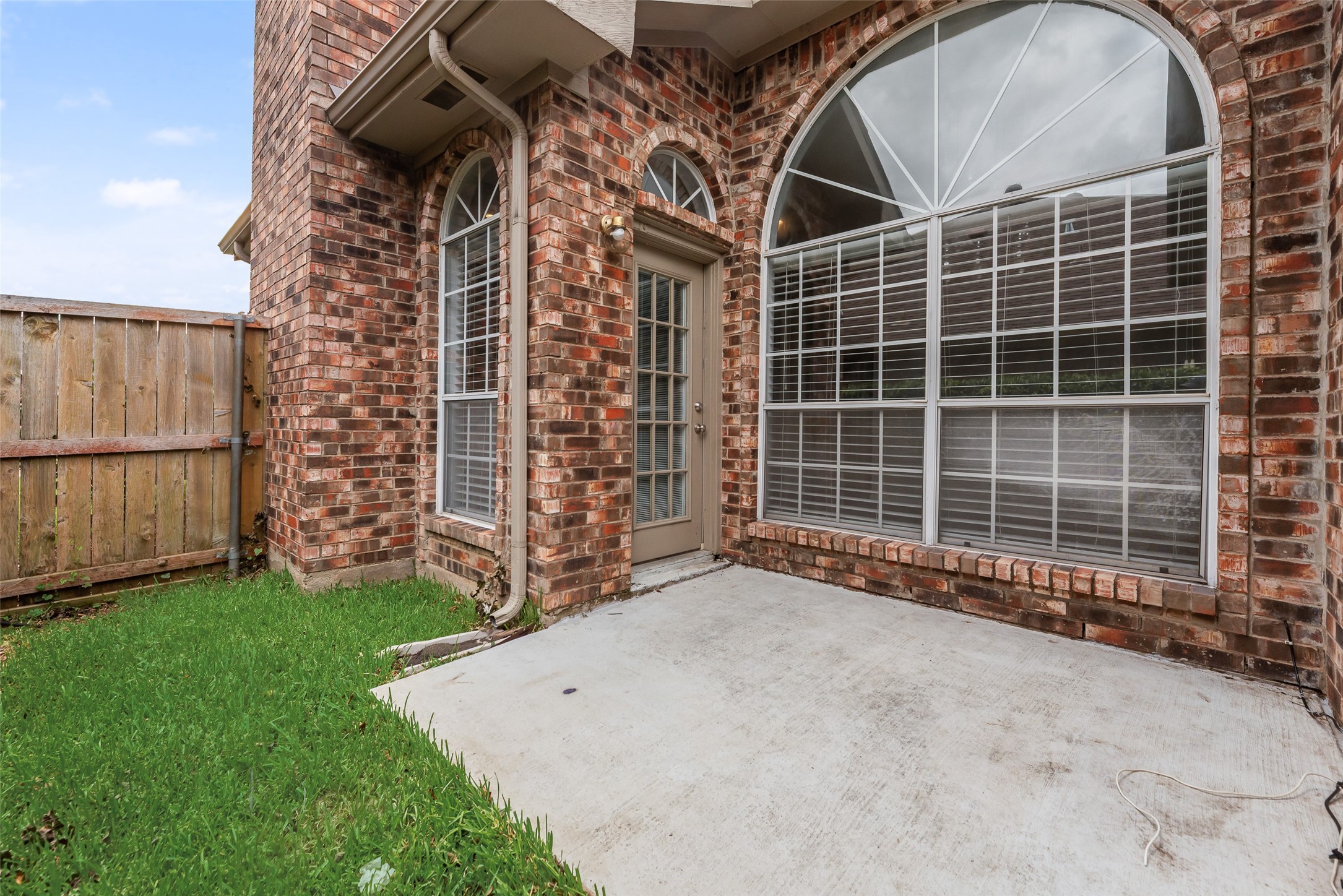 605 English Oak Drive