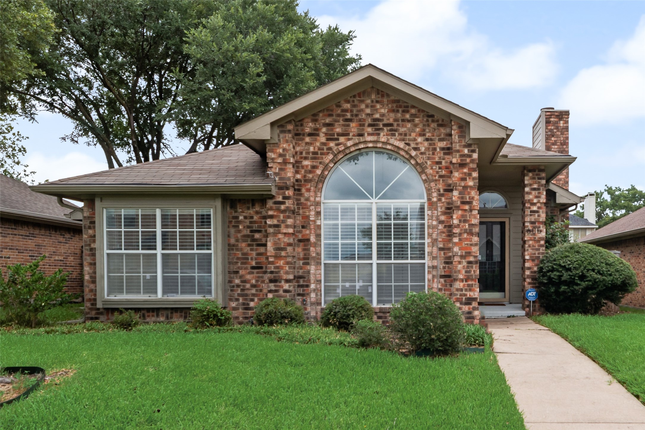 605 English Oak Drive
