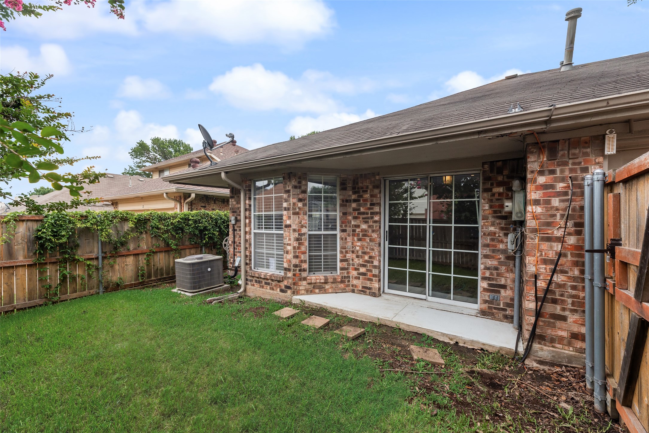 605 English Oak Drive