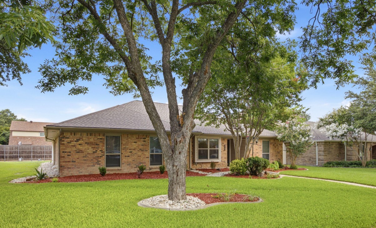 219 Hemlock Drive