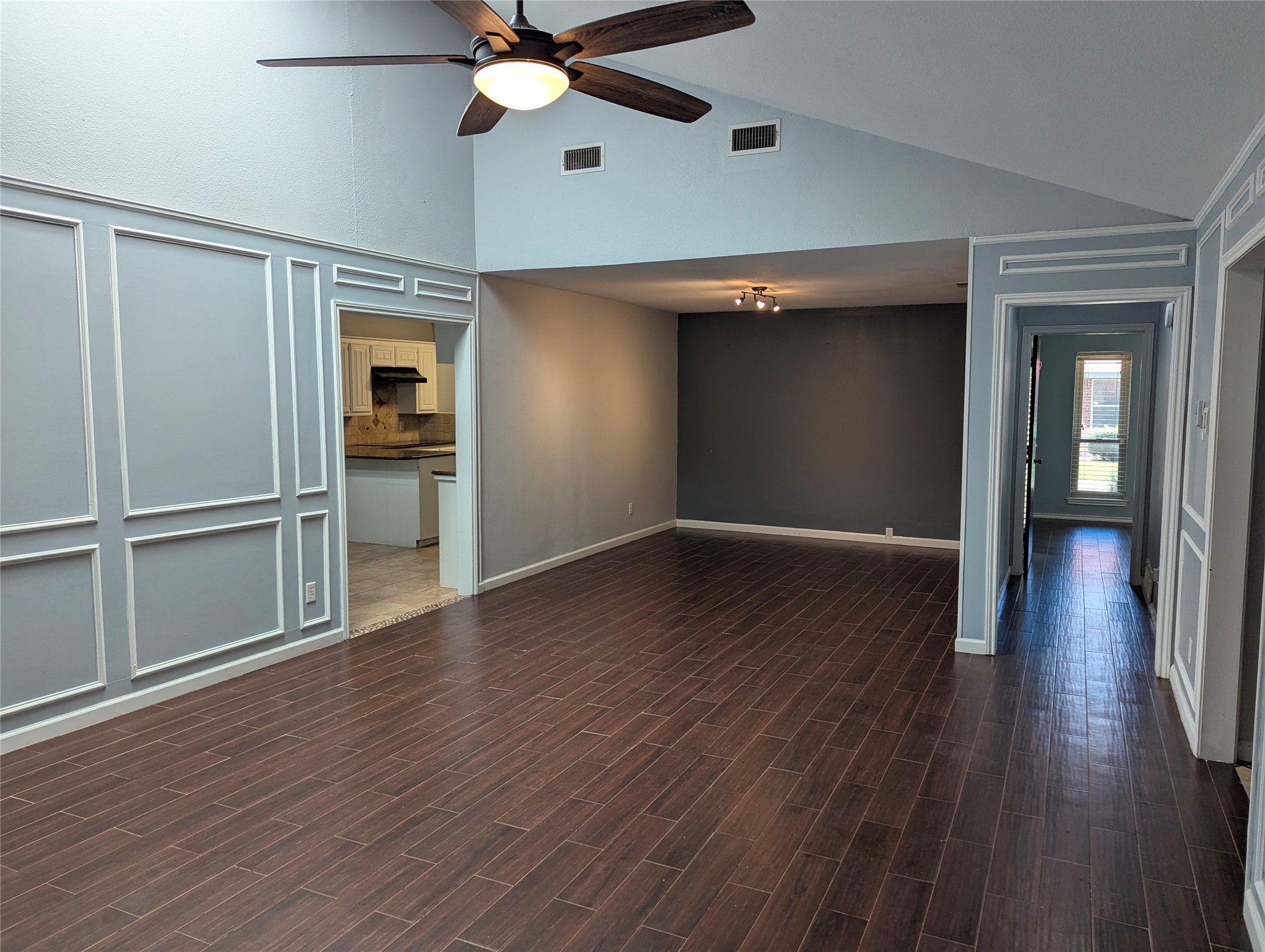 1816 Crooked Lane