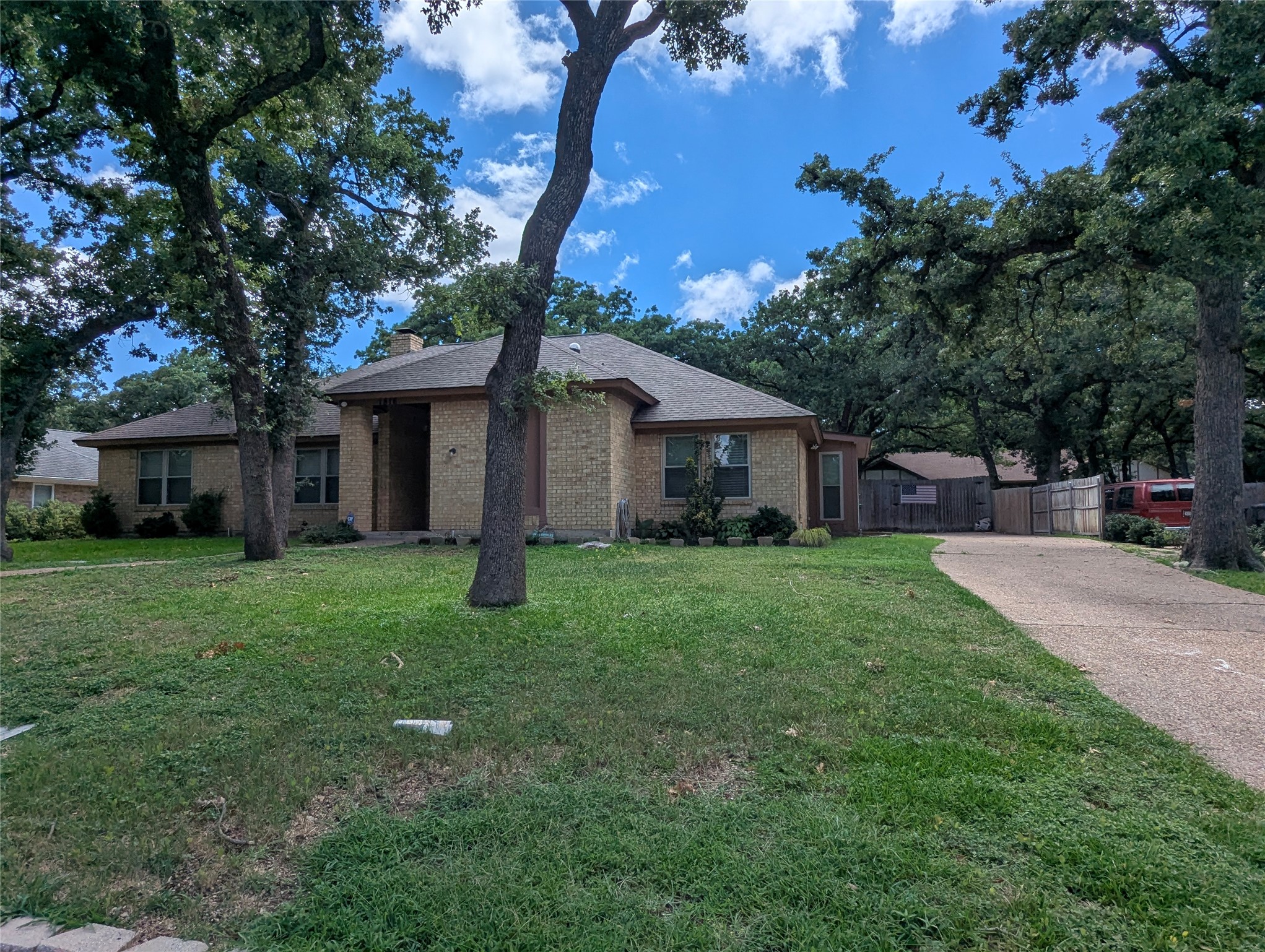 1816 Crooked Lane