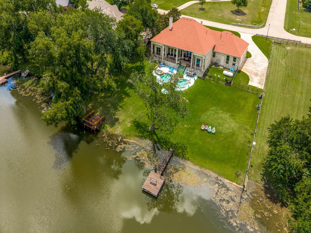 1549 Brook Lane