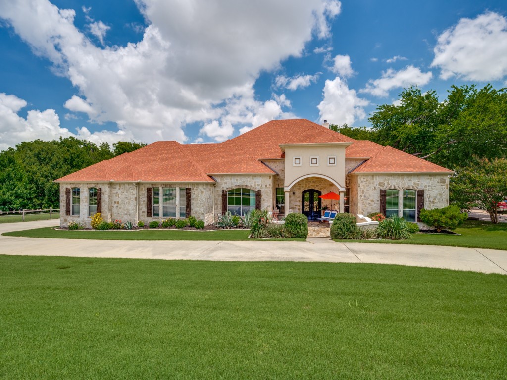 1549 Brook Lane
