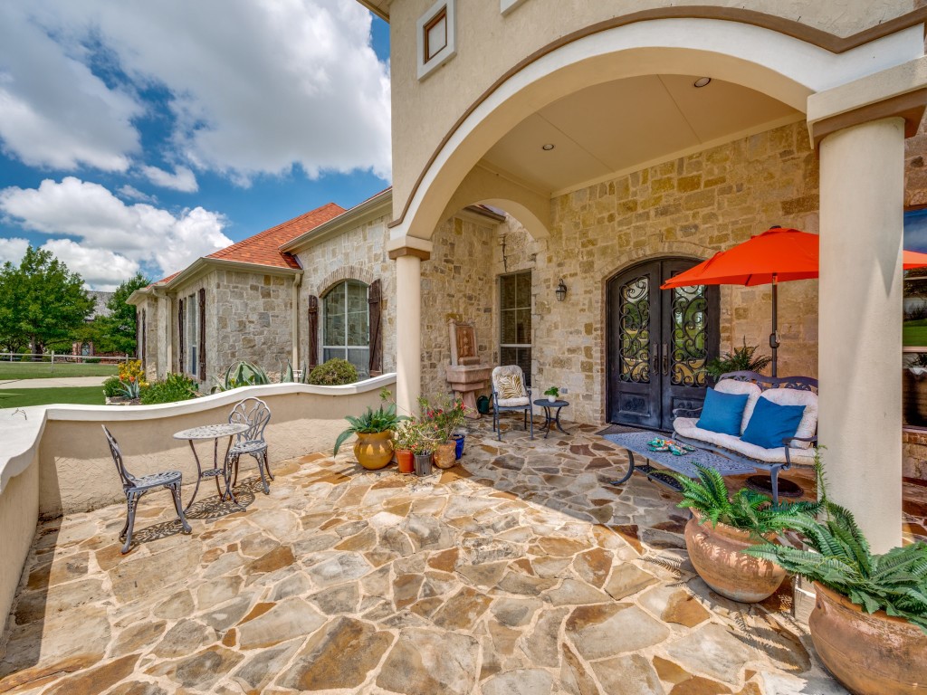 1549 Brook Lane