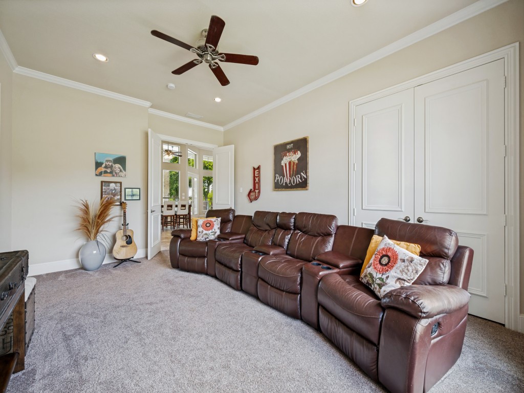 1549 Brook Lane