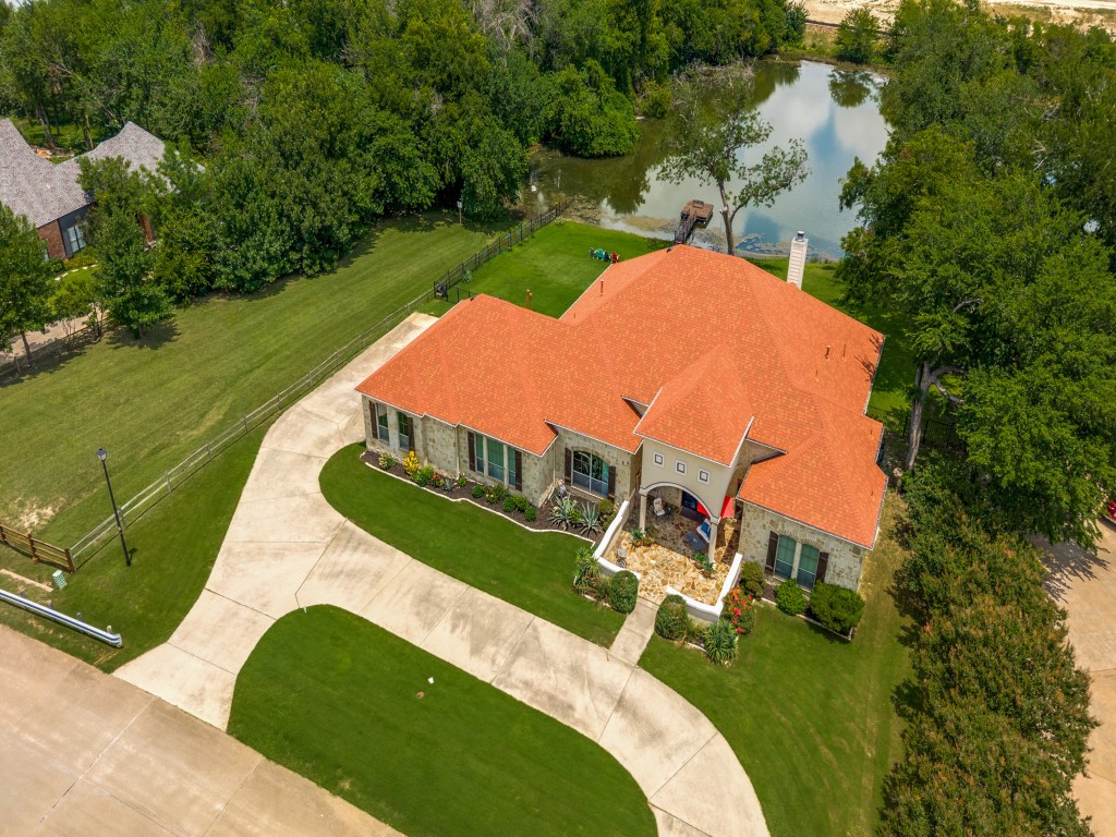 1549 Brook Lane