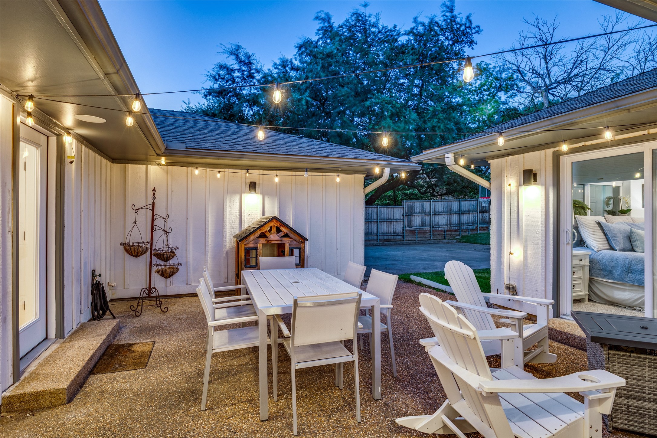 2506 Grandview Drive