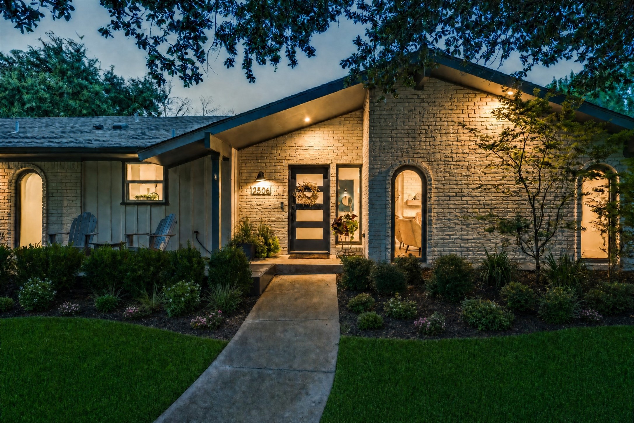 2506 Grandview Drive