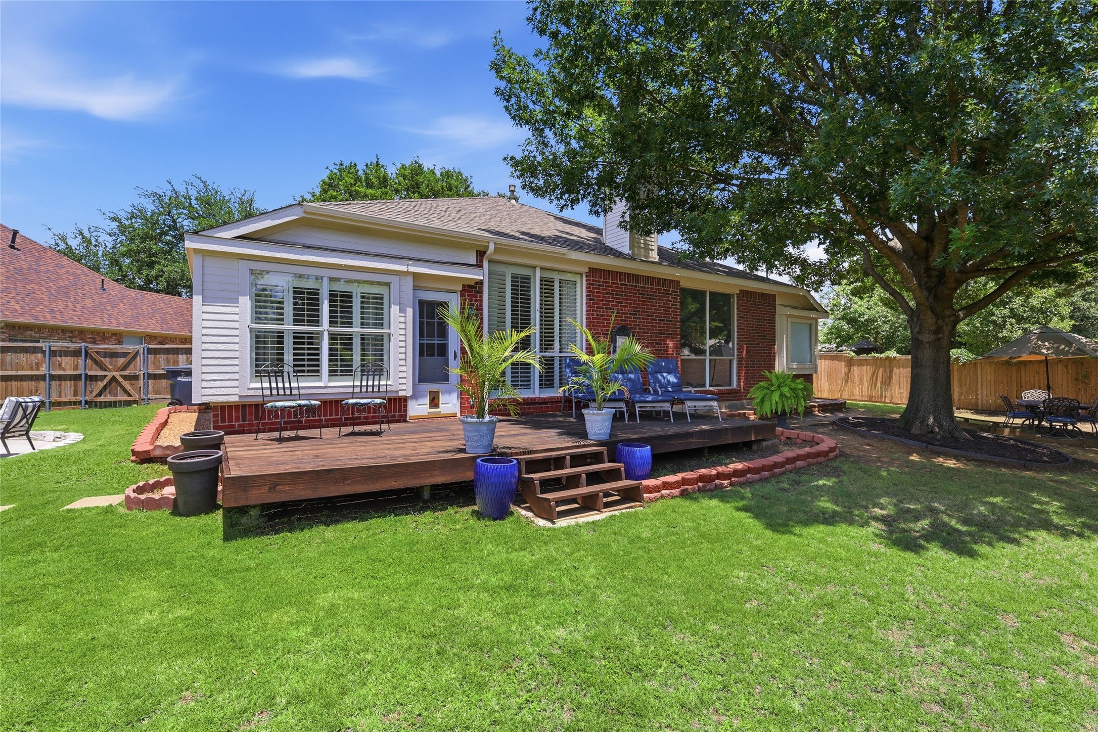 203 Applewood Court