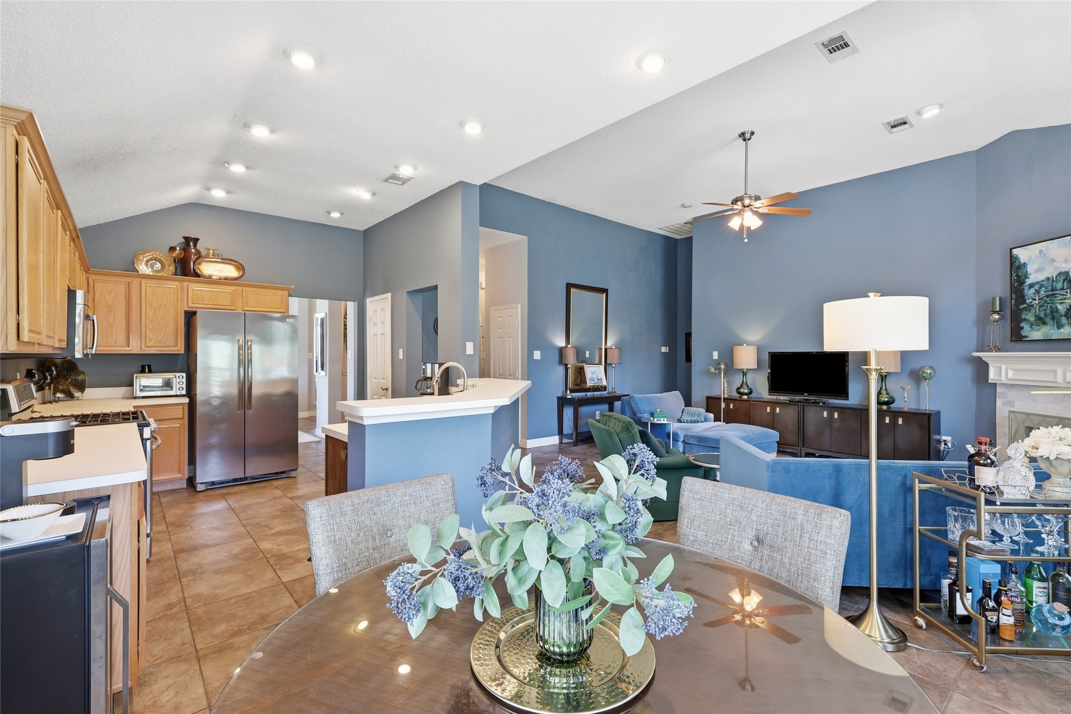 203 Applewood Court