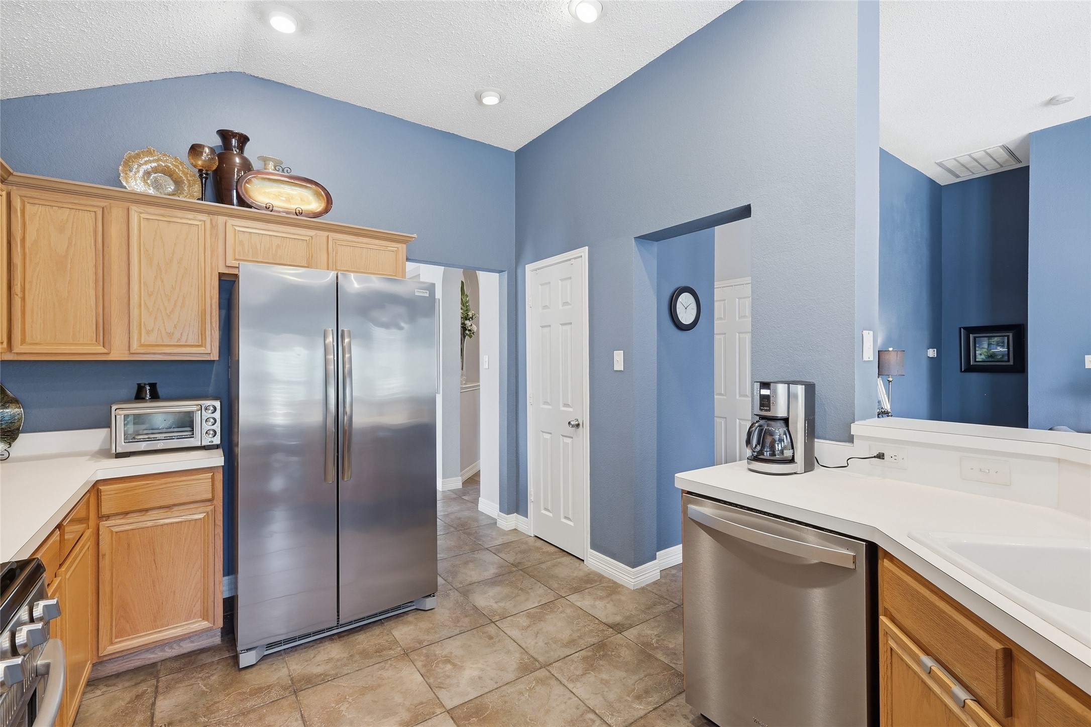 203 Applewood Court