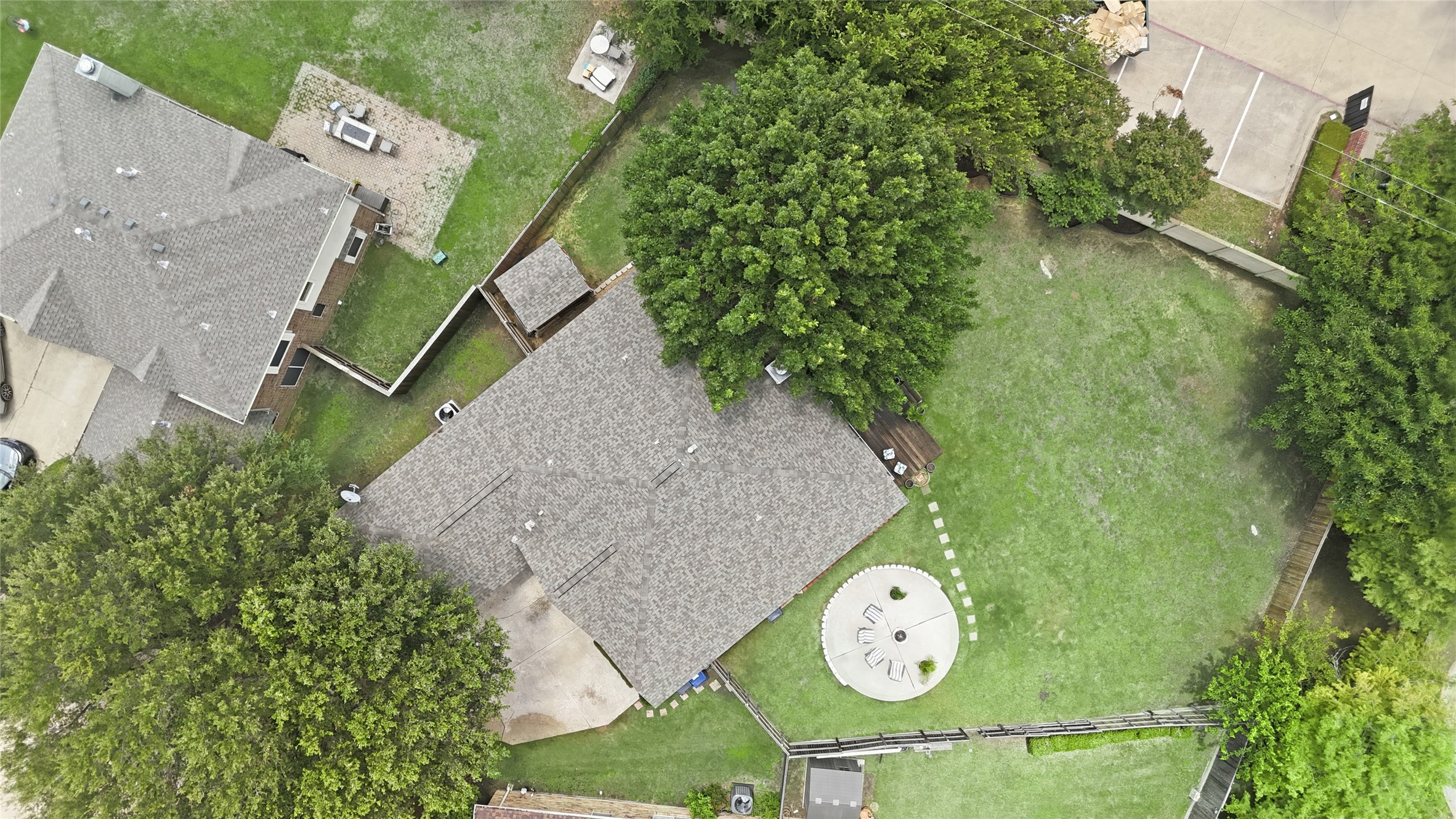 203 Applewood Court