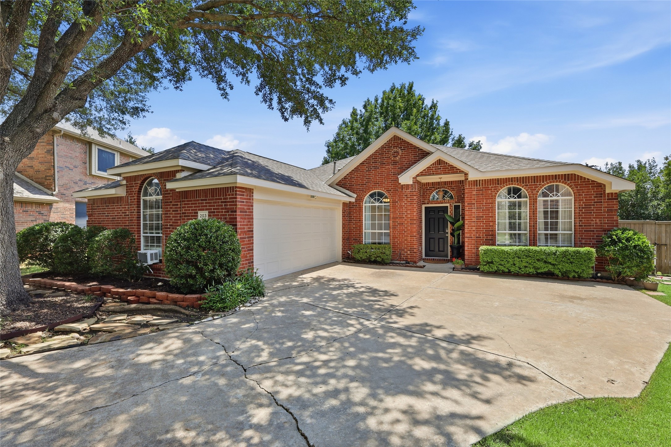 203 Applewood Court