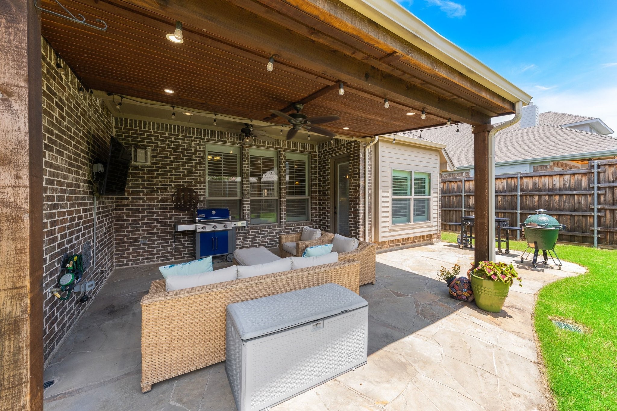 421 Hampshire Drive