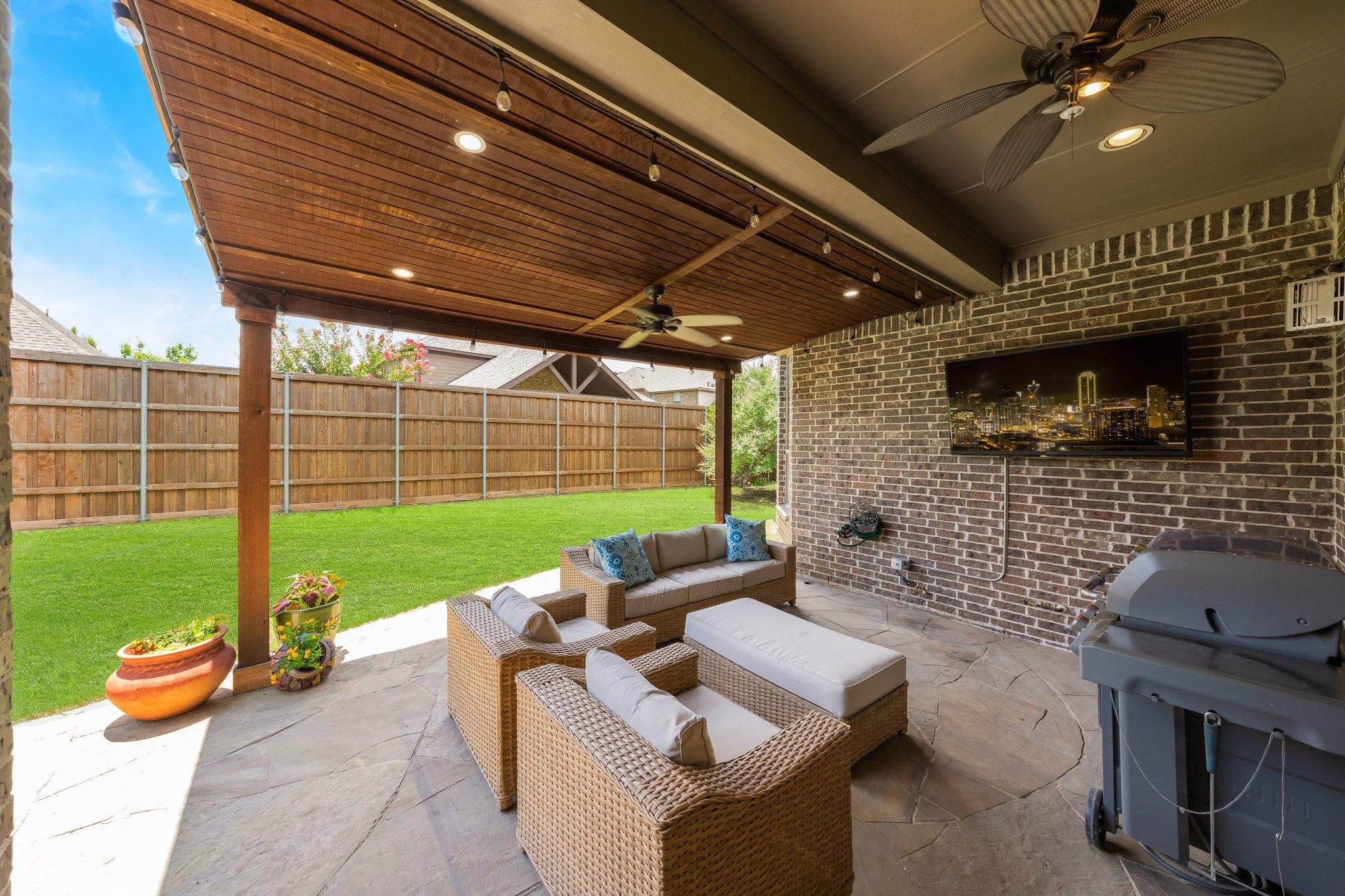 421 Hampshire Drive