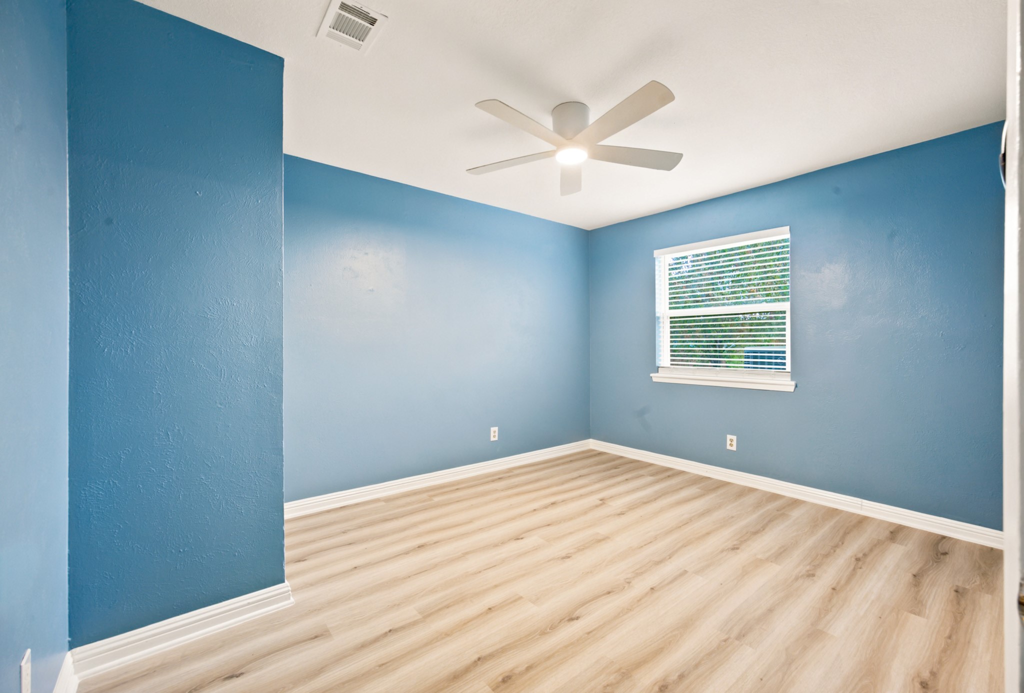 2016 Knollwood Lane