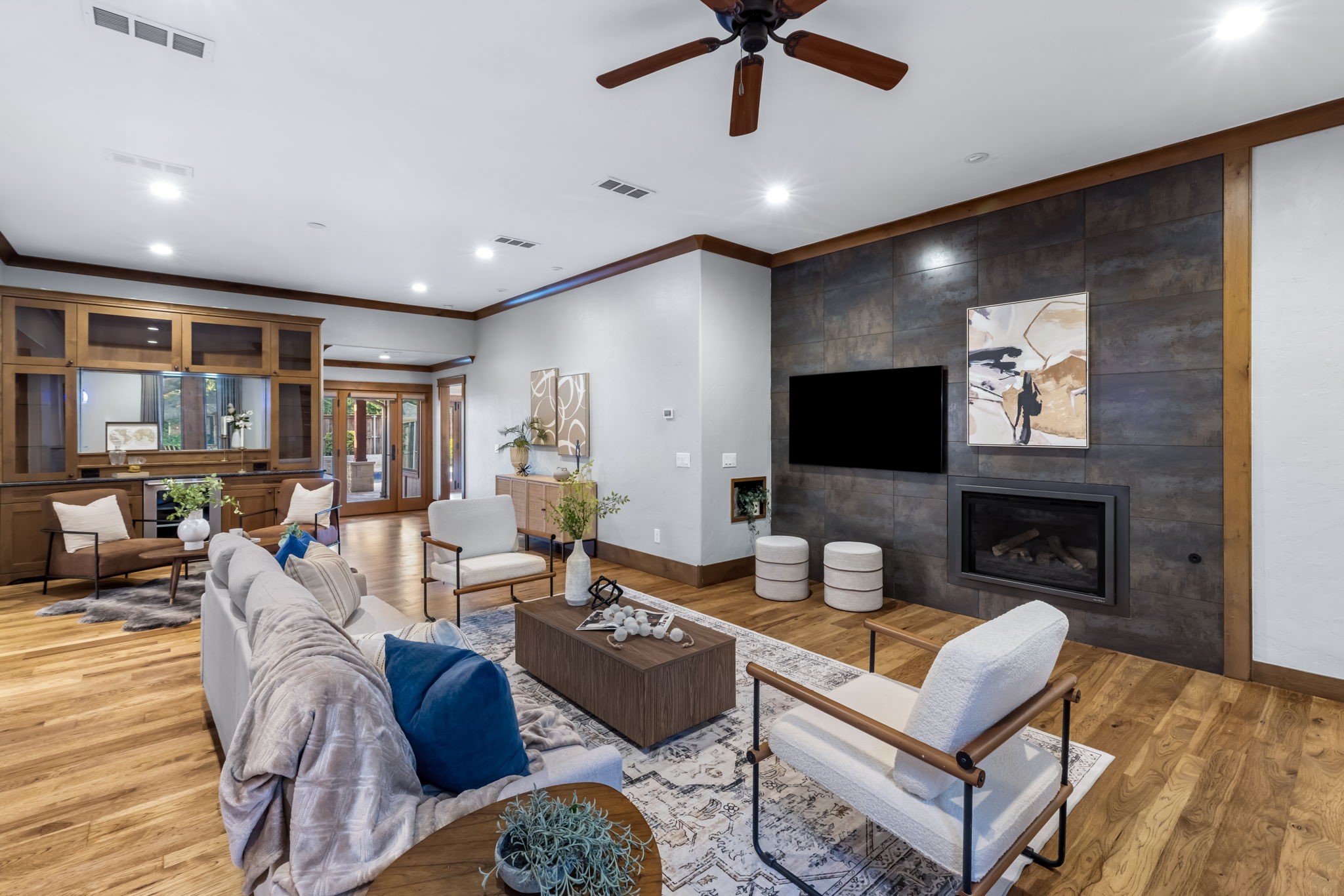 3913 Dome Drive