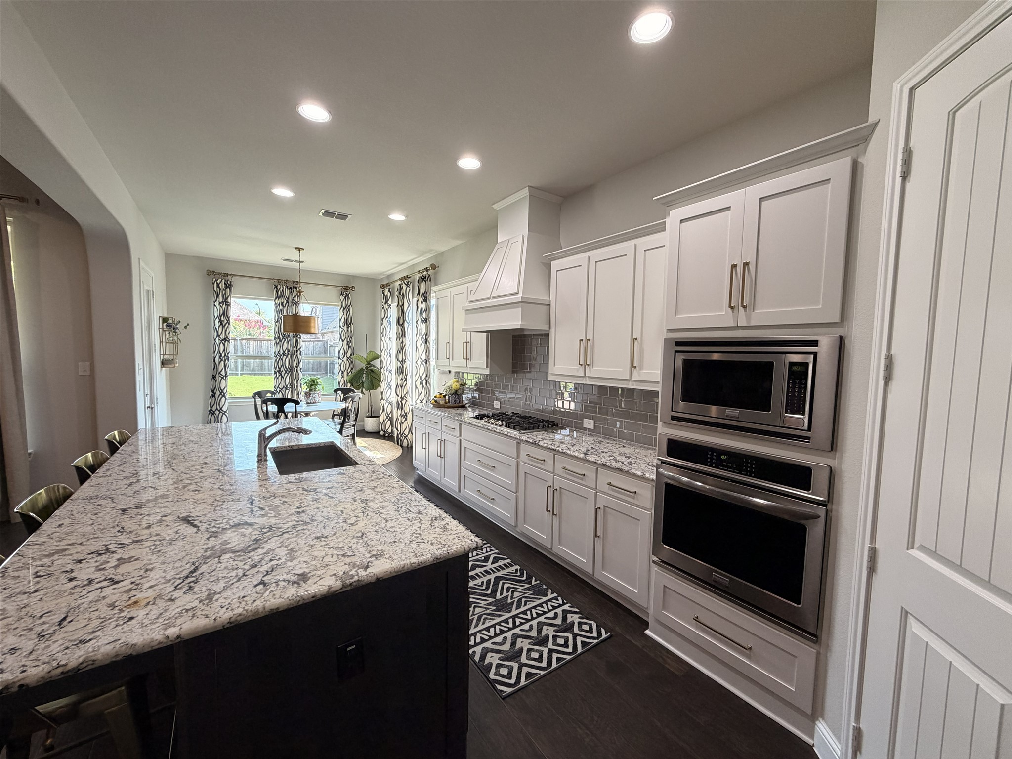 10316 Colina Drive