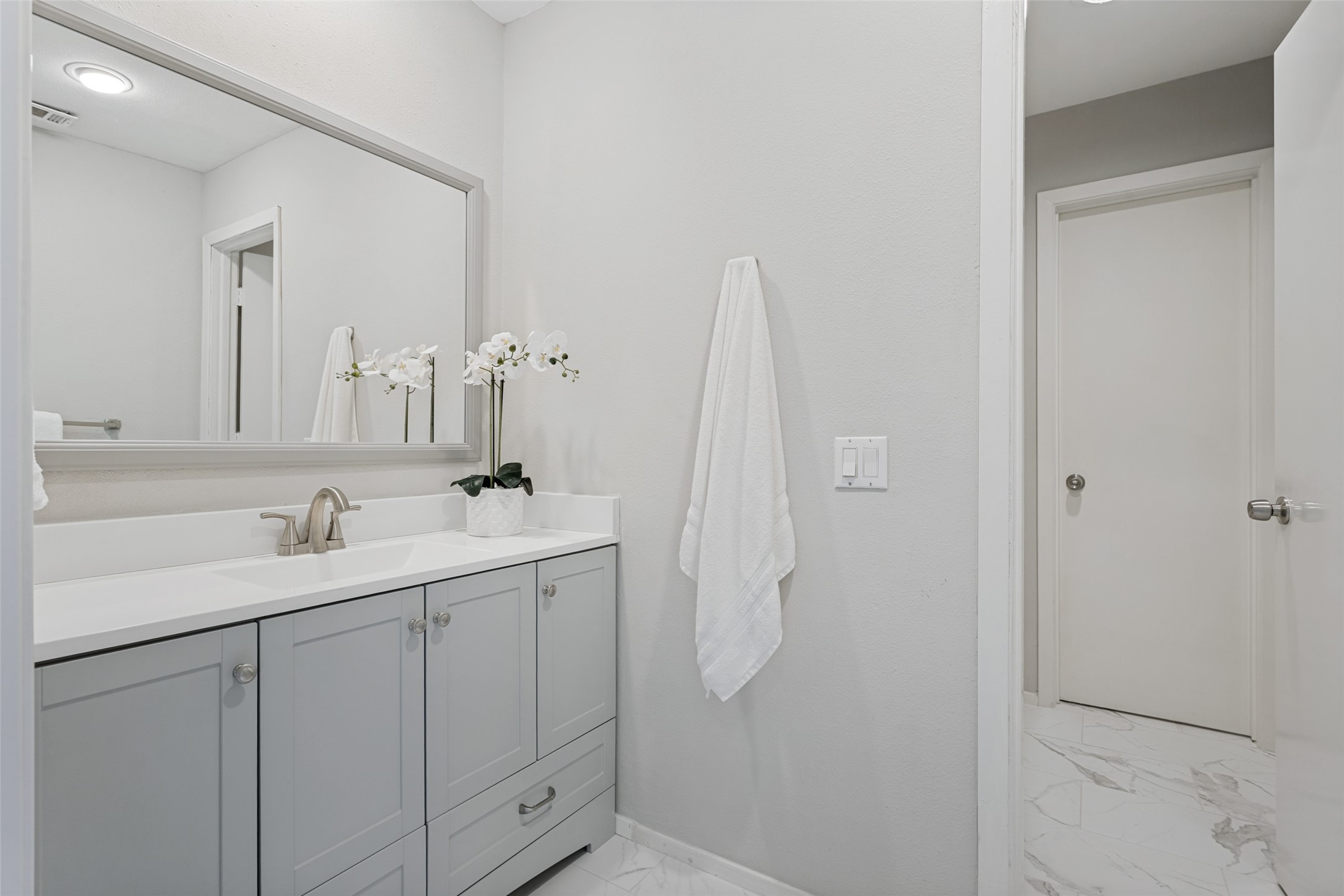 5720 Moss Creek Trail
