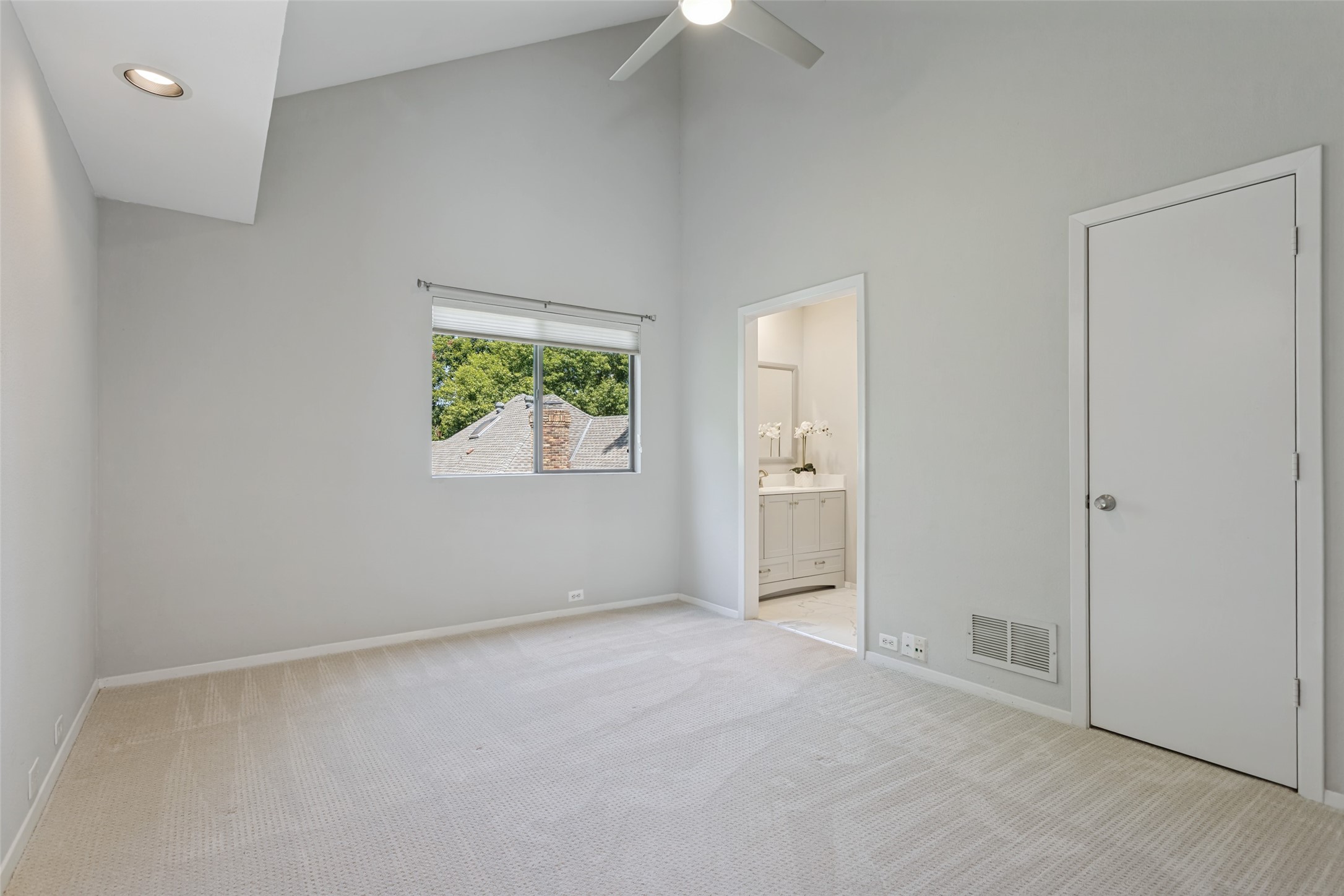 5720 Moss Creek Trail