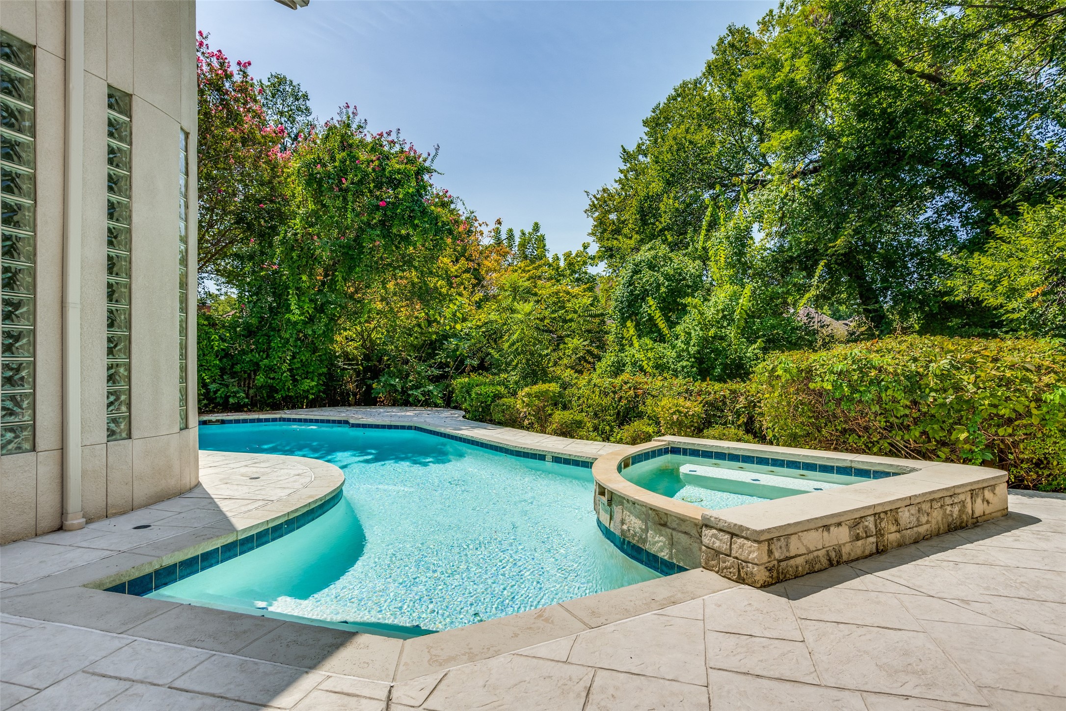 5720 Moss Creek Trail