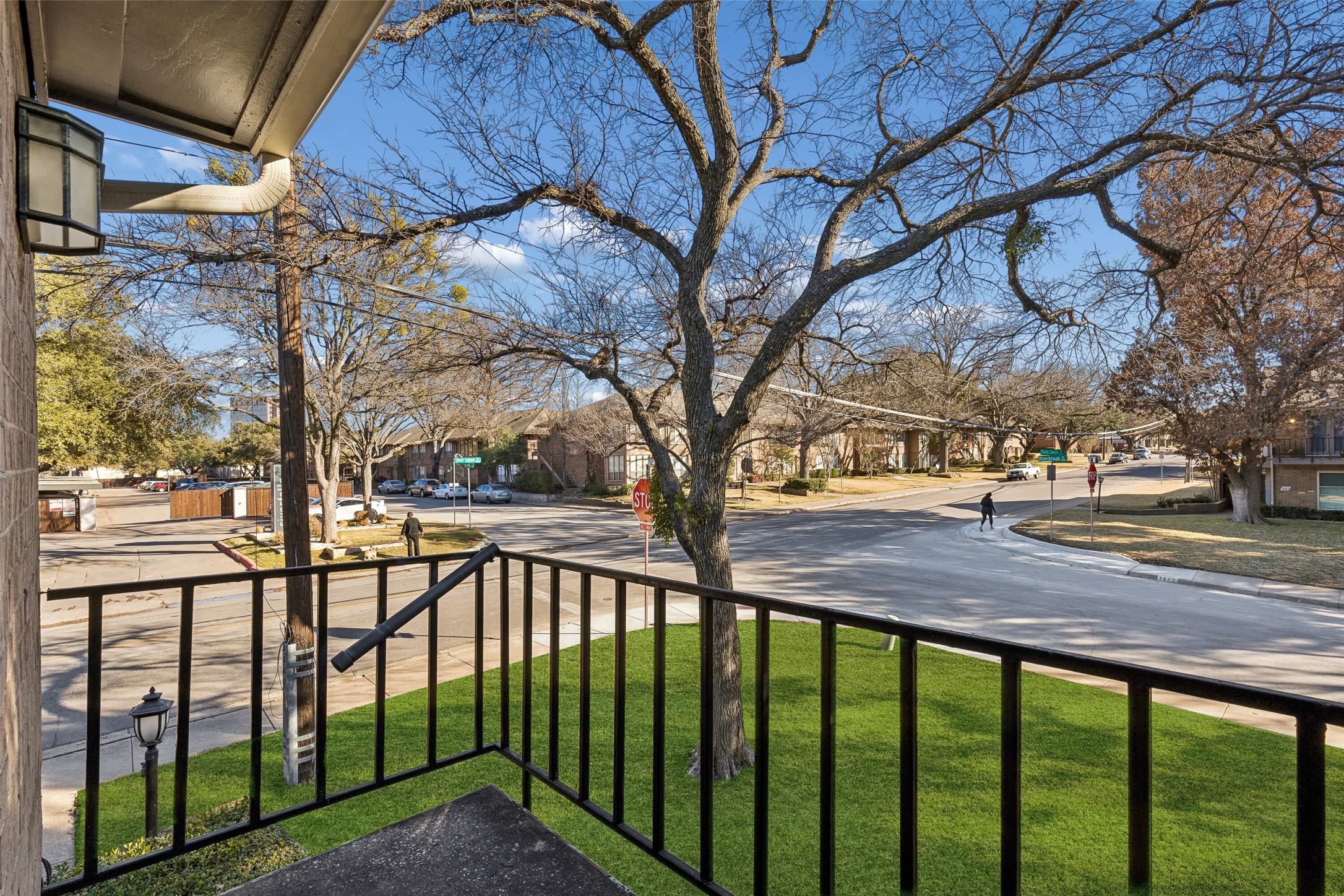 7623 Riverbrook Drive 17