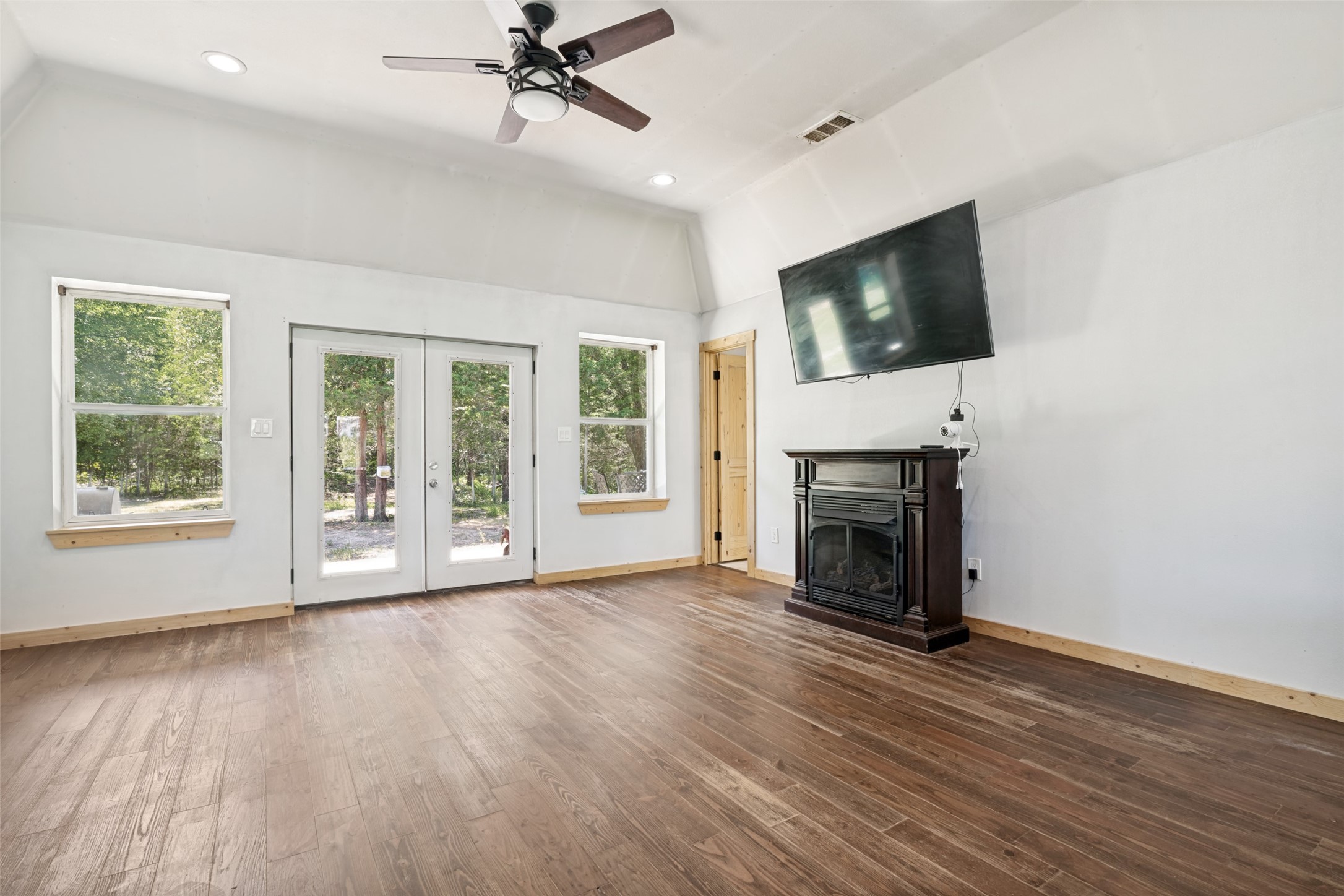 16051 County Road 341