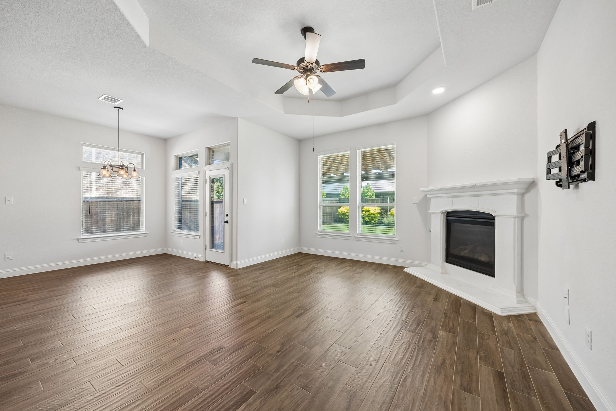3532 Cimarron River Road