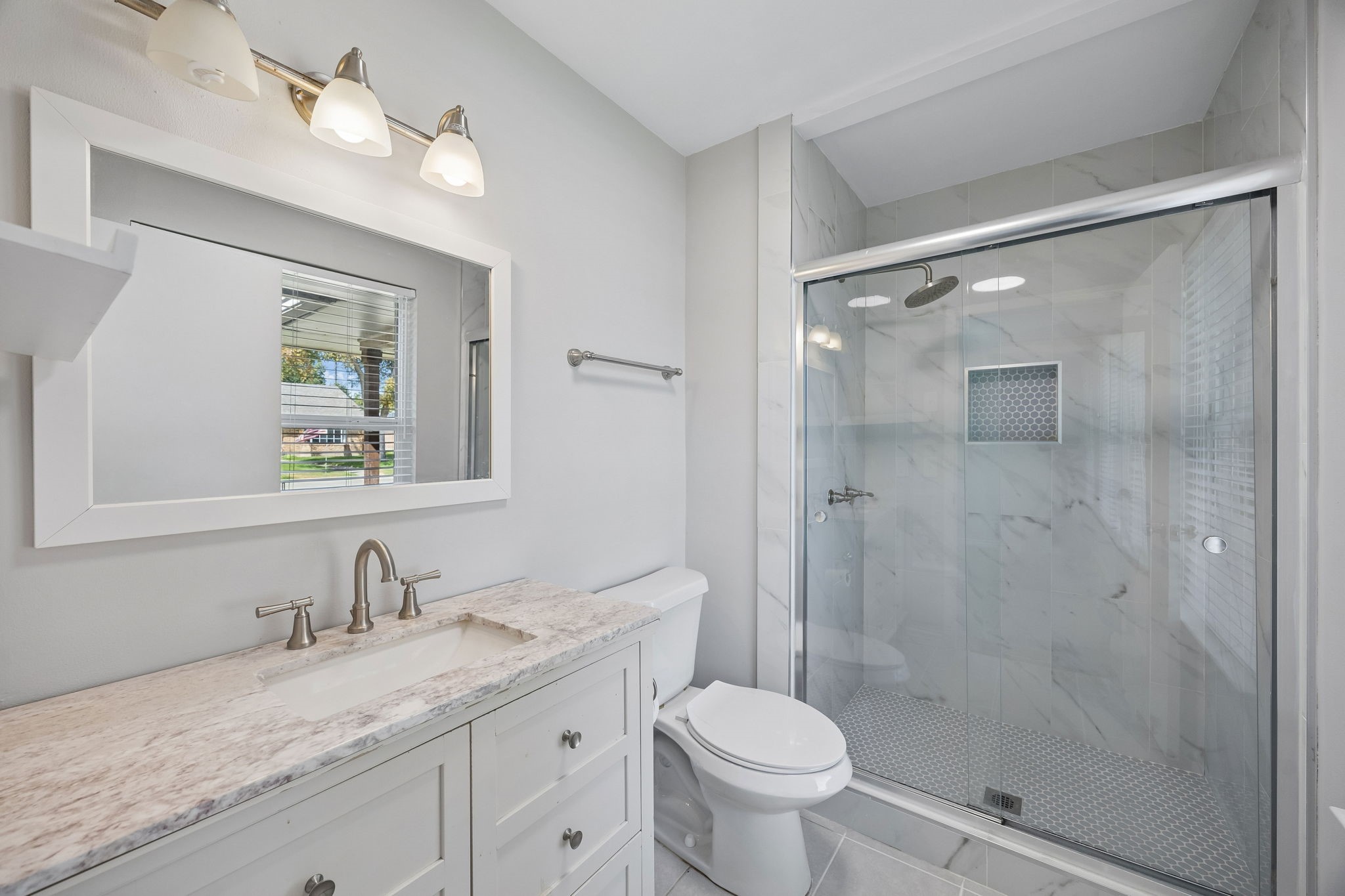 1239 Evergreen Drive