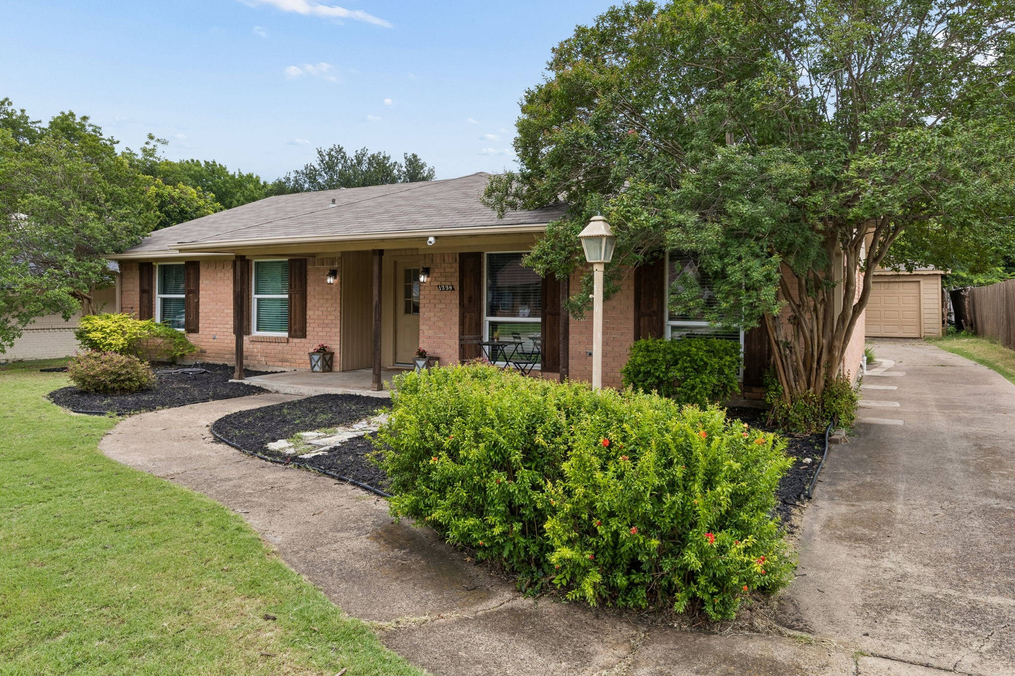 1239 Evergreen Drive