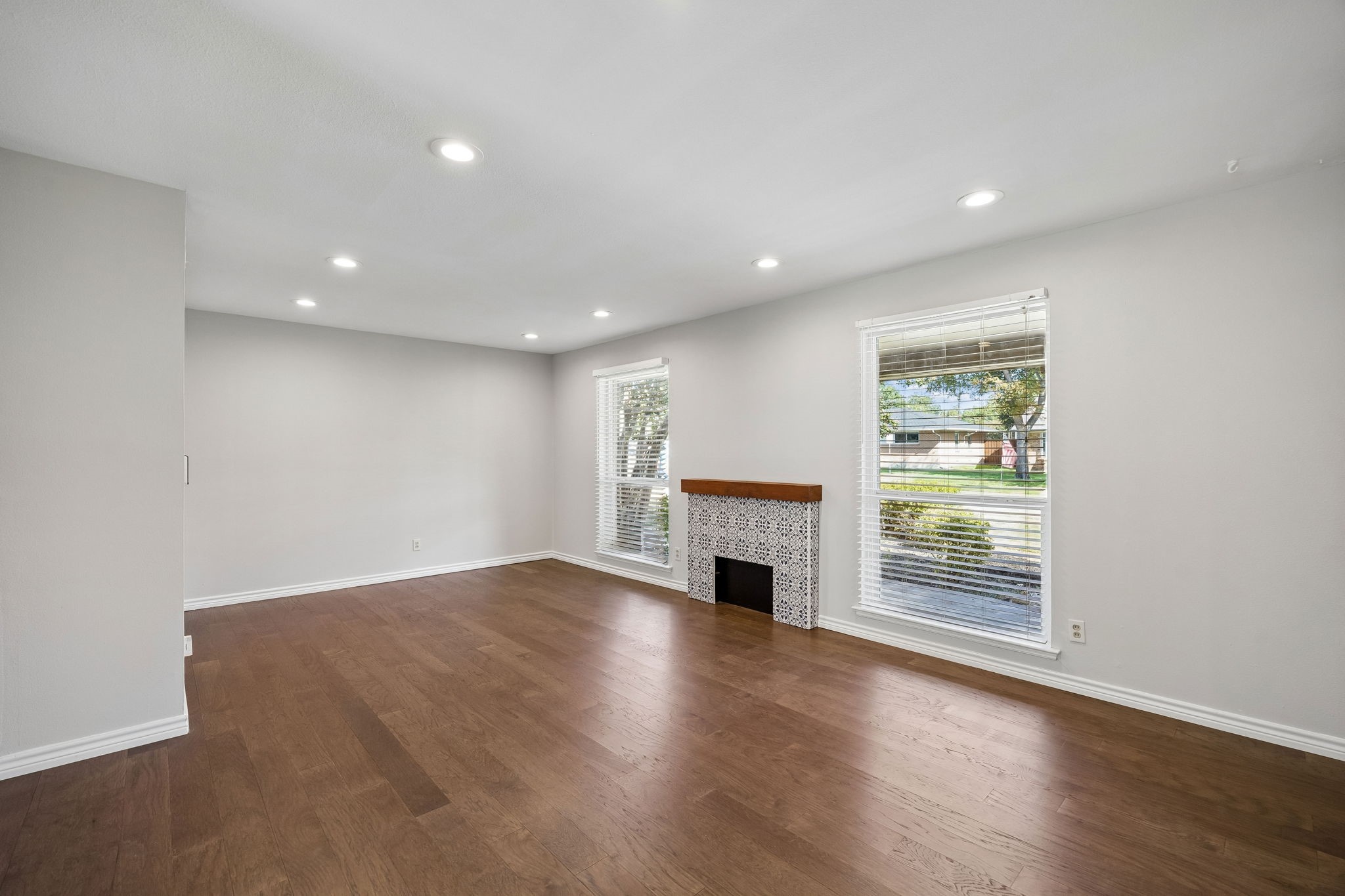 1239 Evergreen Drive