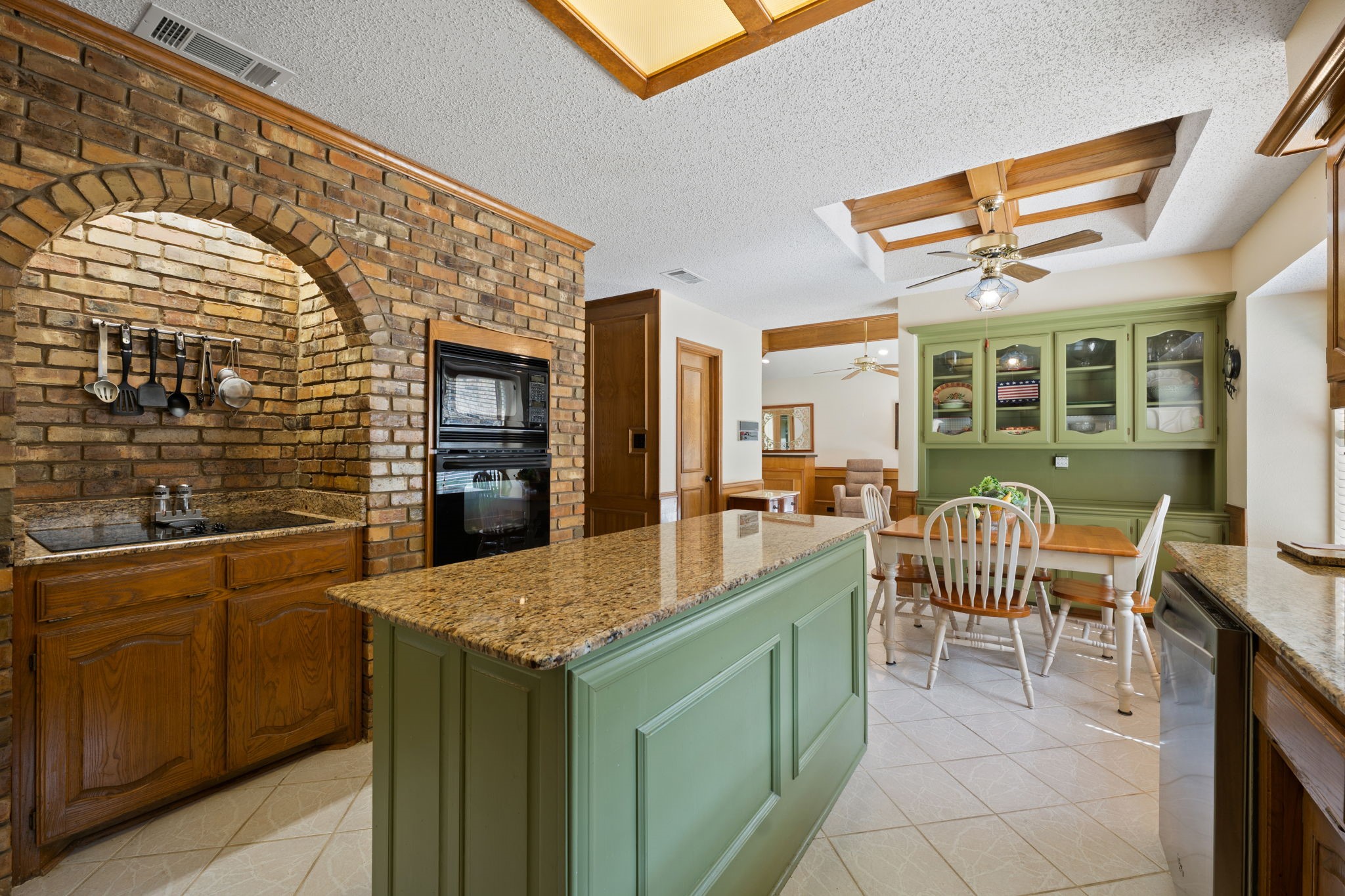 2311 Heatherwoods Way