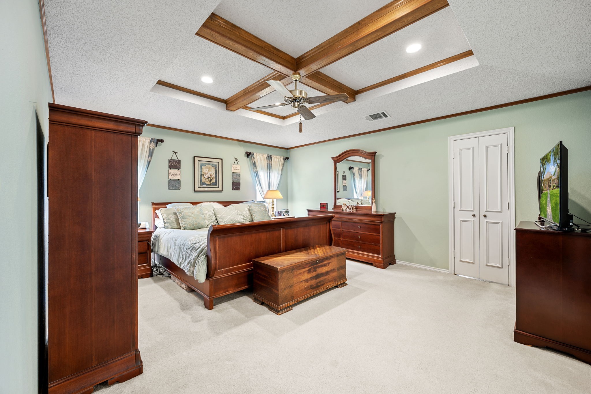 2311 Heatherwoods Way