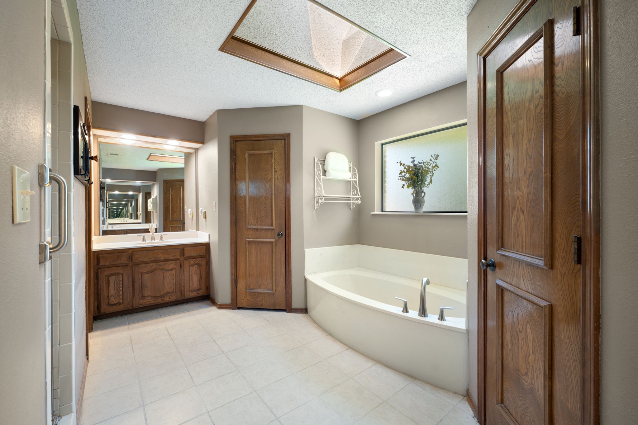2311 Heatherwoods Way