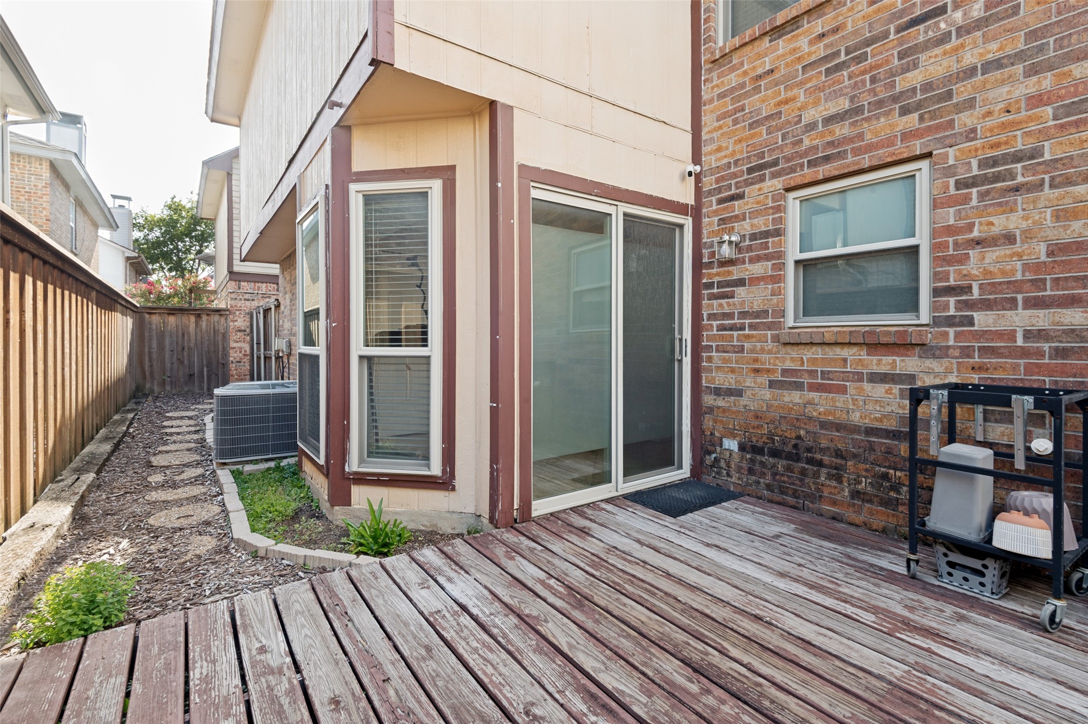 500 Saddle Rock Court