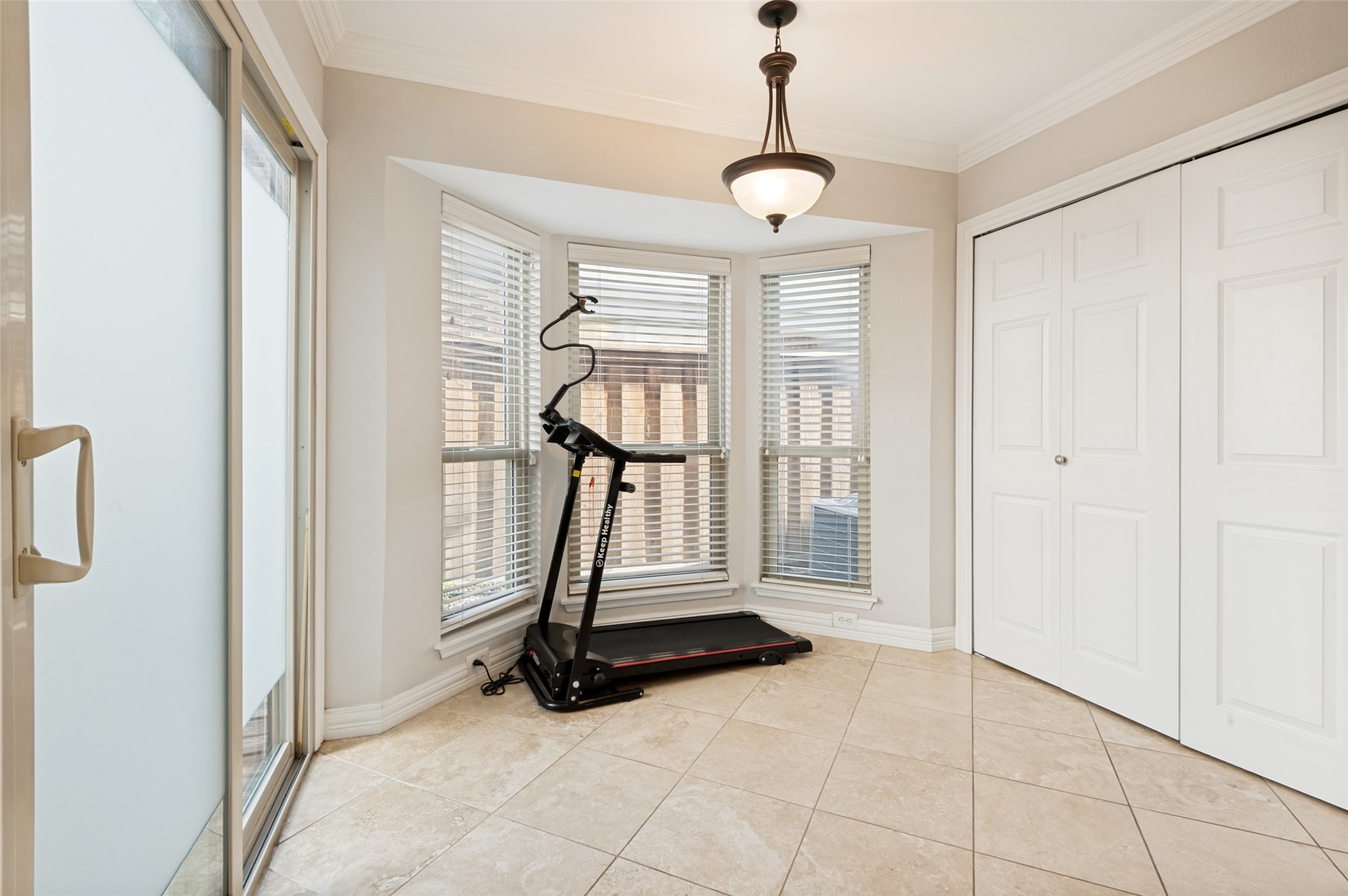 500 Saddle Rock Court
