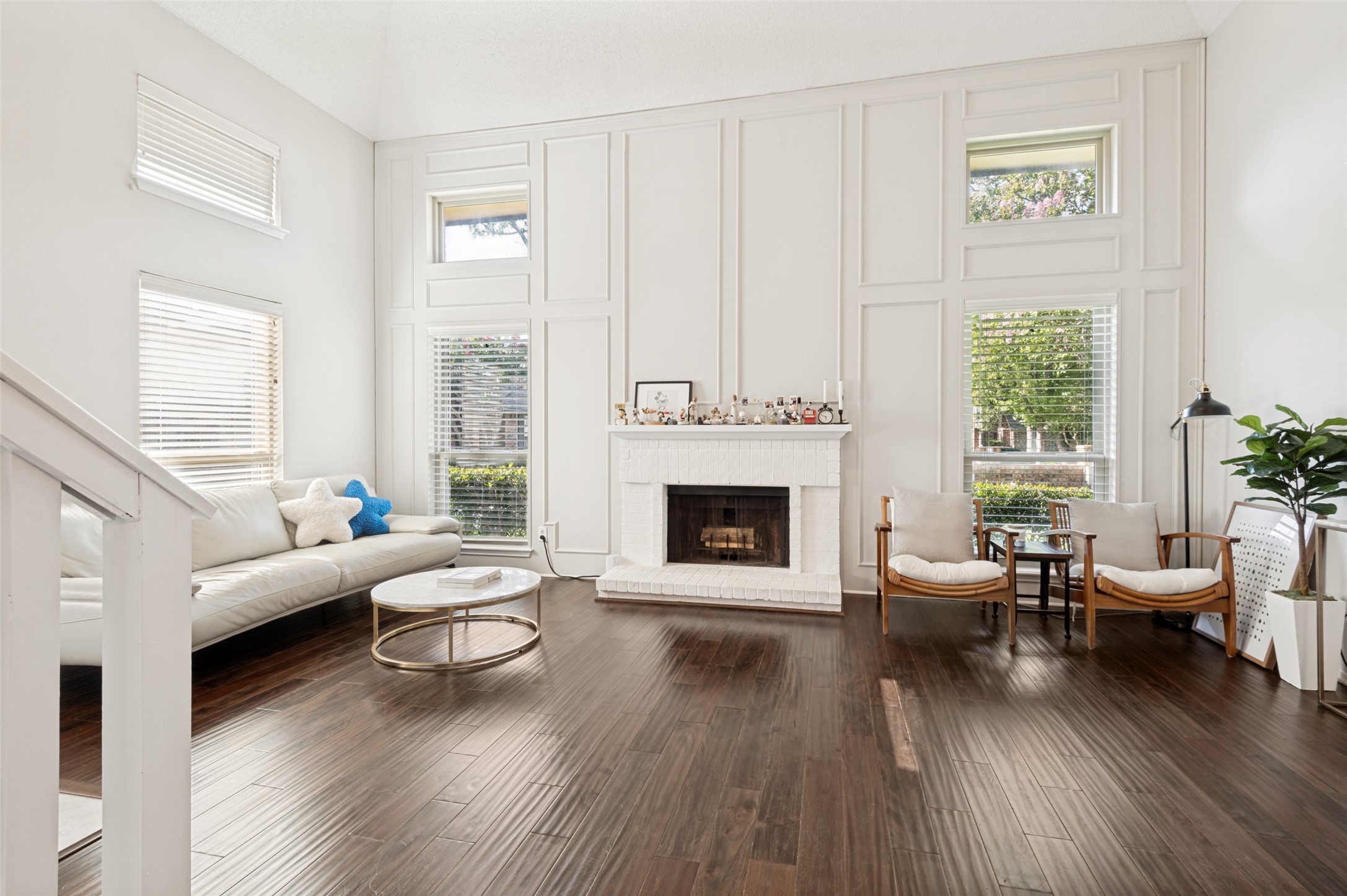 500 Saddle Rock Court