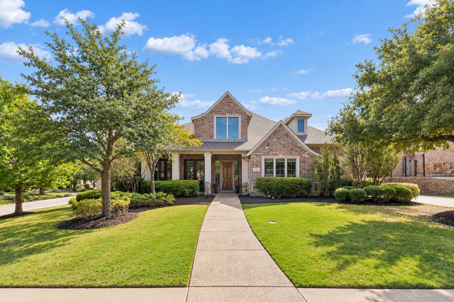 4760 Paxton Lane