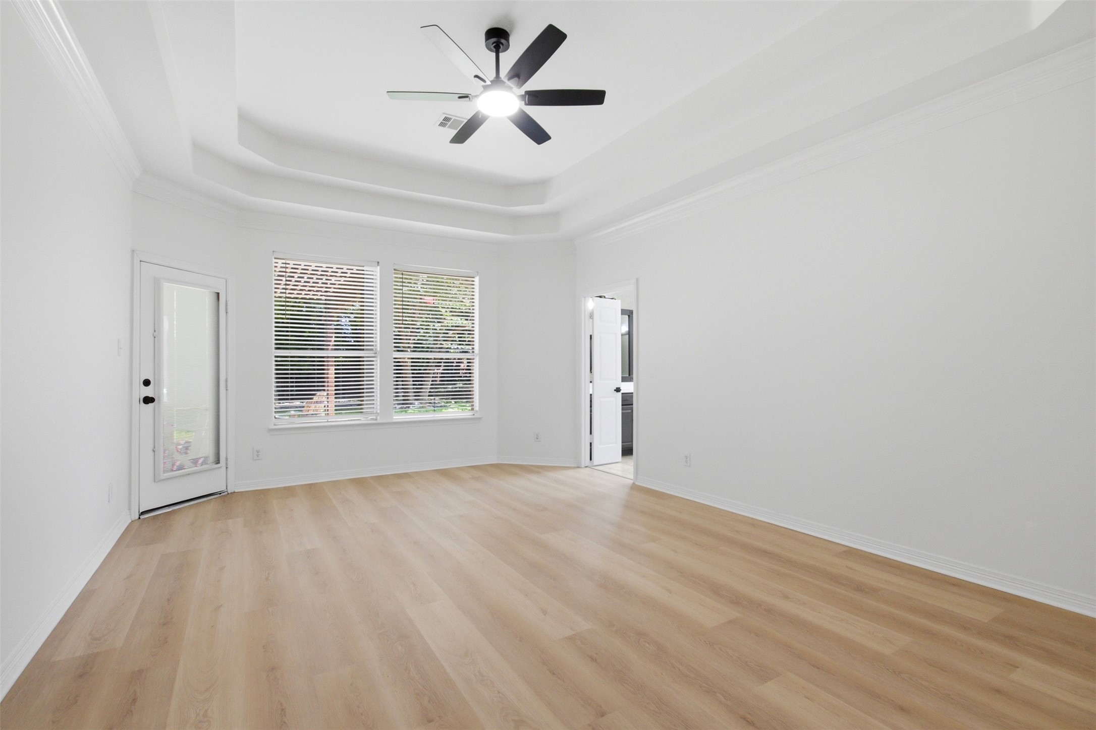 604 Creek View Drive