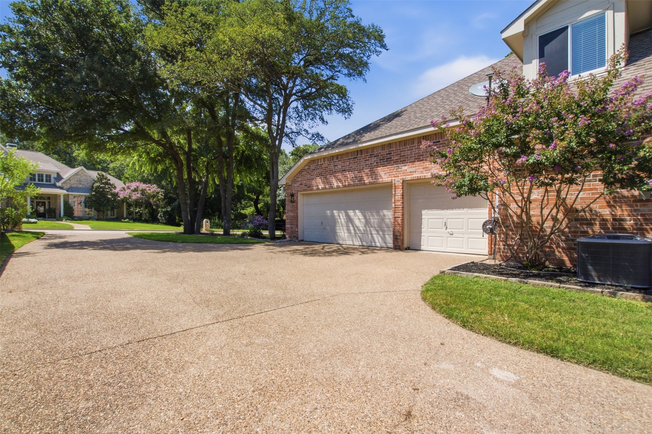 604 Creek View Drive